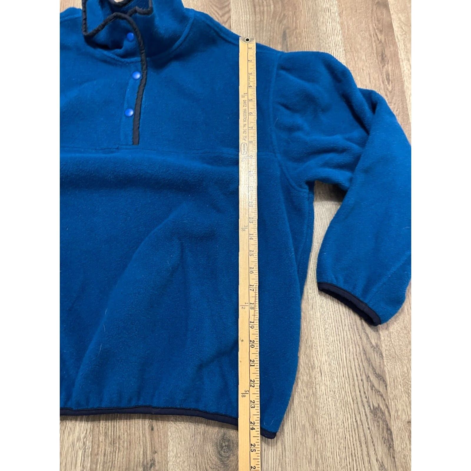 Vintage VINTAGE Woolrich Sweater Men L Blue 1/4 Buttons Fleece Pullover Casual Regular Size US L / EU 52-54 / 3 - 7 Thumbnail