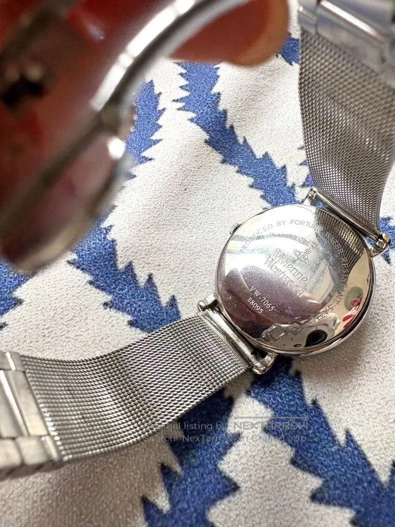 Vivienne Westwood Vivienne Westwood Silver Saturn Watch. Size ONE SIZE - 6 Thumbnail