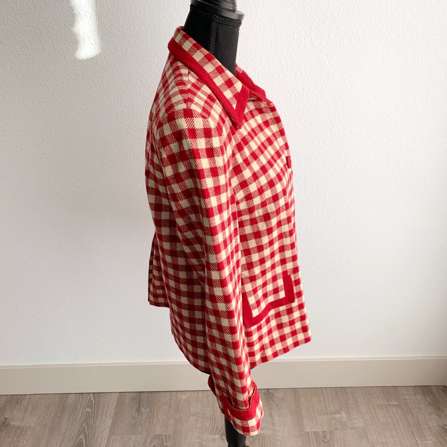 Izod VINTAGE A.J. Izod Red Checked Wool David Crystal Jacket Blazer 100% Wool Suit Jacket Bust 37" Mens Size M / US 6-8 / IT 42-44 - 5 Thumbnail