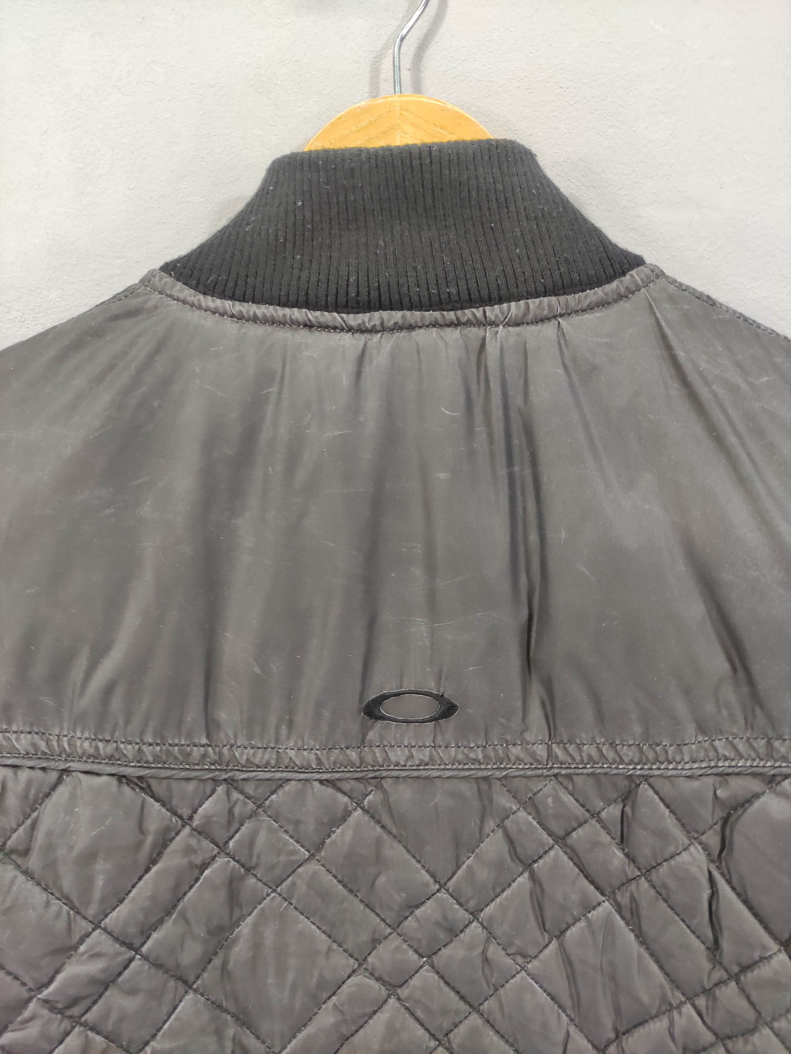 Oakley Vintage Oakley Quilted Puffer Jacket Zipper Size US XL / EU 56 / 4 - 19 Thumbnail
