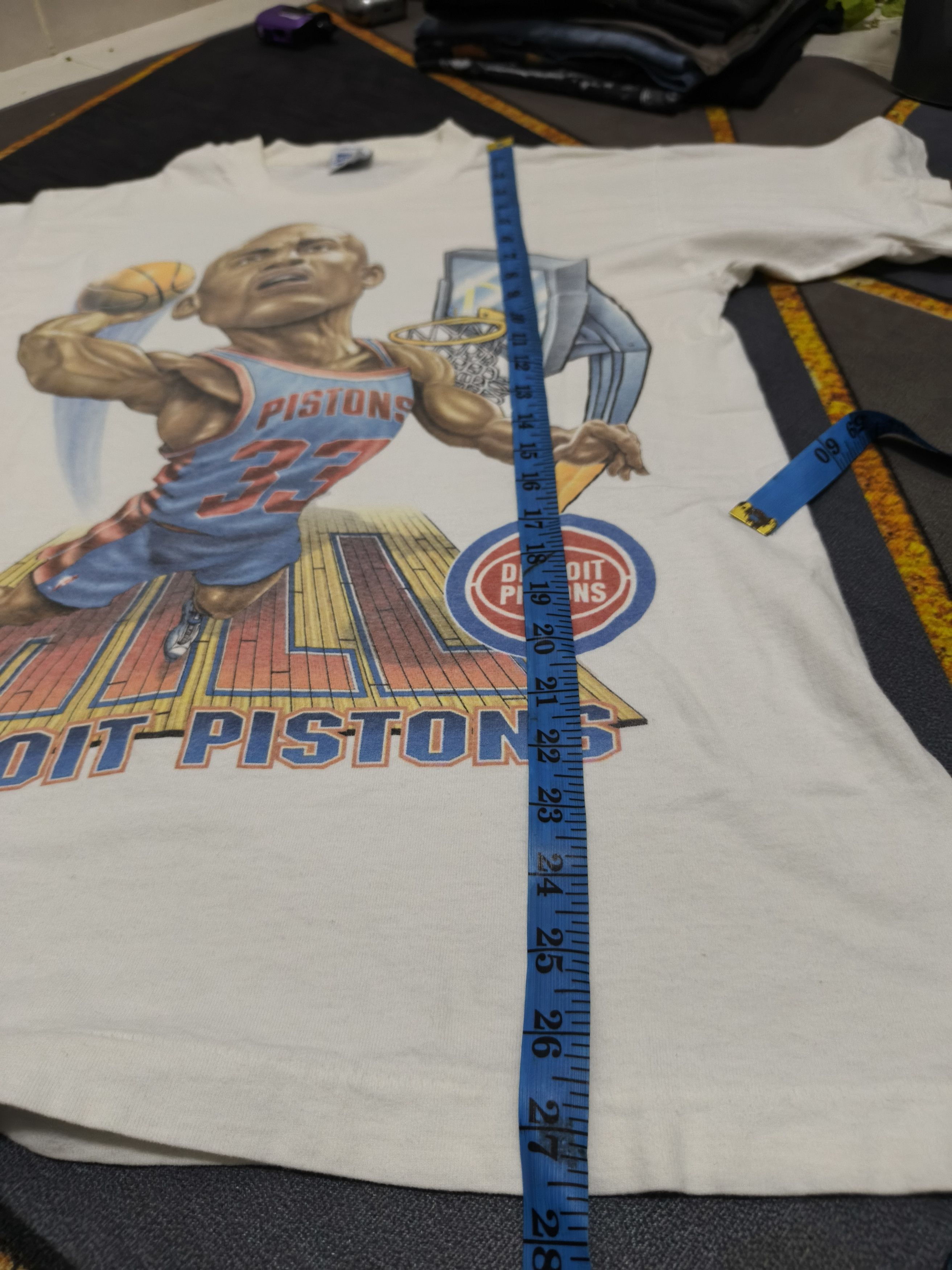Other Vintage 90s Detroit Pistons Grant Hill Tee Salem Sportswear Size US M / EU 48-50 / 2 - 9 Thumbnail