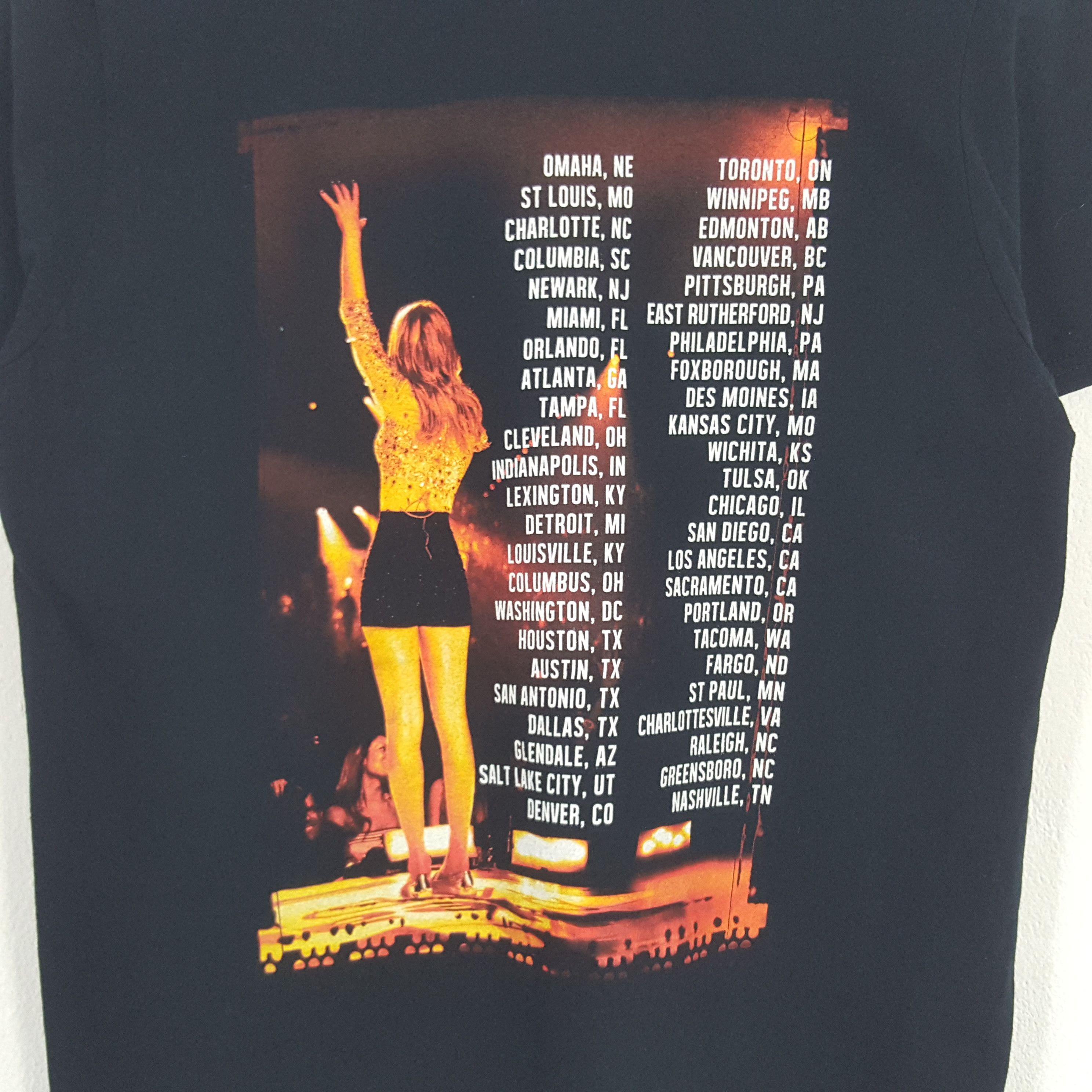 Band Tees × Vintage Vintage Taylor Swift American Solo Singer Songwriter Tshirt Size US S / EU 44-46 / 1 - 4 Thumbnail