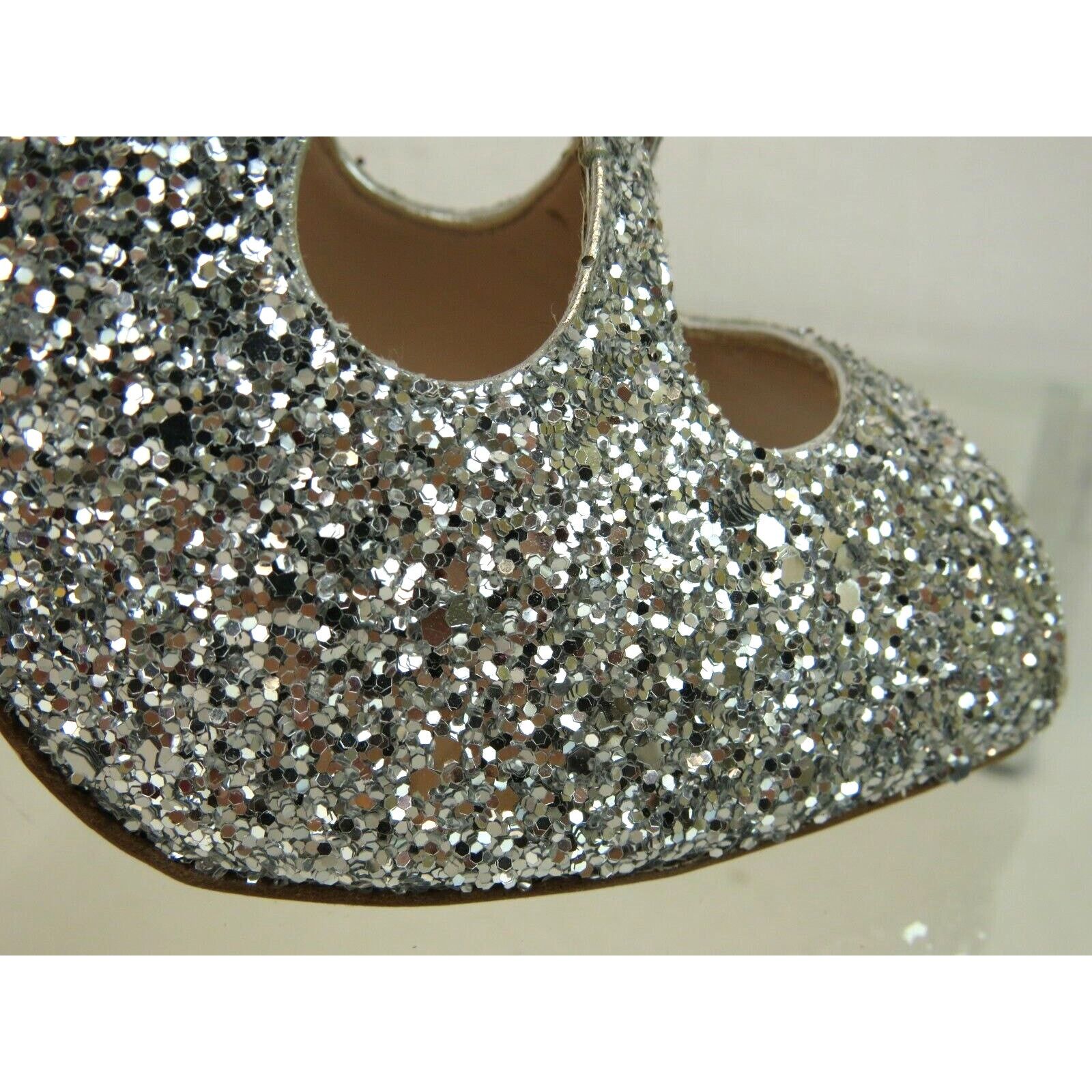 Miu Miu MIU MIU PRADA SILVER GLITTER LEATHER 5K880C BUCKLE PUMPS 36 Size US 6 / IT 36 - 9 Thumbnail
