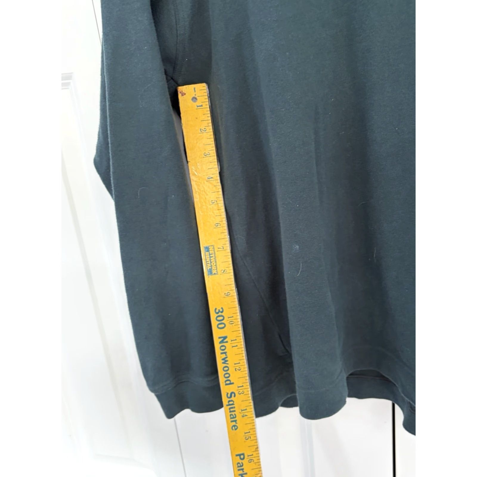 Cutter & Buck VINTAGE Cutter & Buck Mock Neck Turtleneck Sweater Mens Green M Knit Long Sleeve Pullover Size US M / EU 48-50 / 2 - 4 Thumbnail