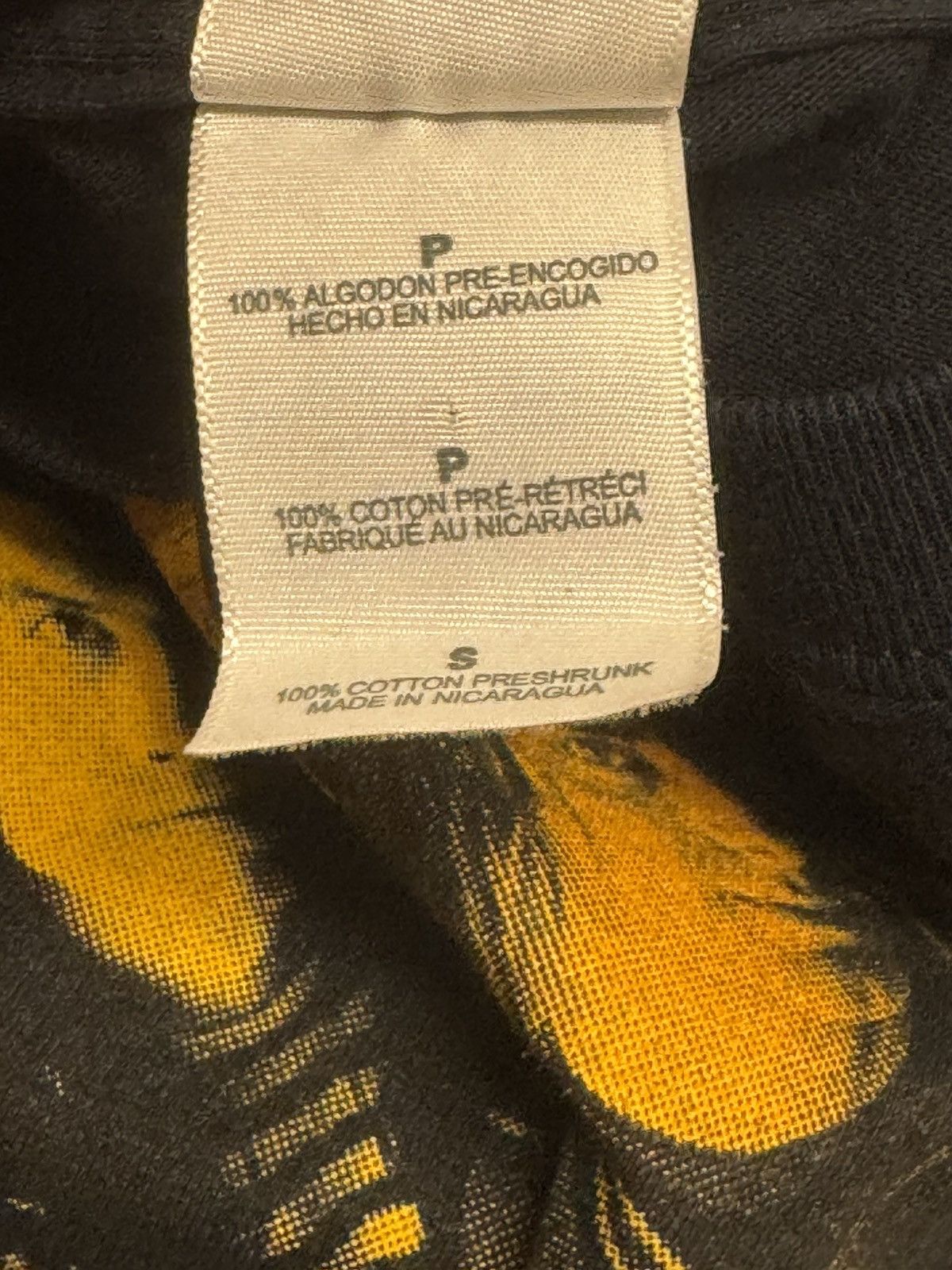 Gildan × Nirvana × Vintage Vintage 2004 Nirvana Kurt Cobain Grunge Concert Band Shirt S Size US S / EU 44-46 / 1 - 7 Thumbnail