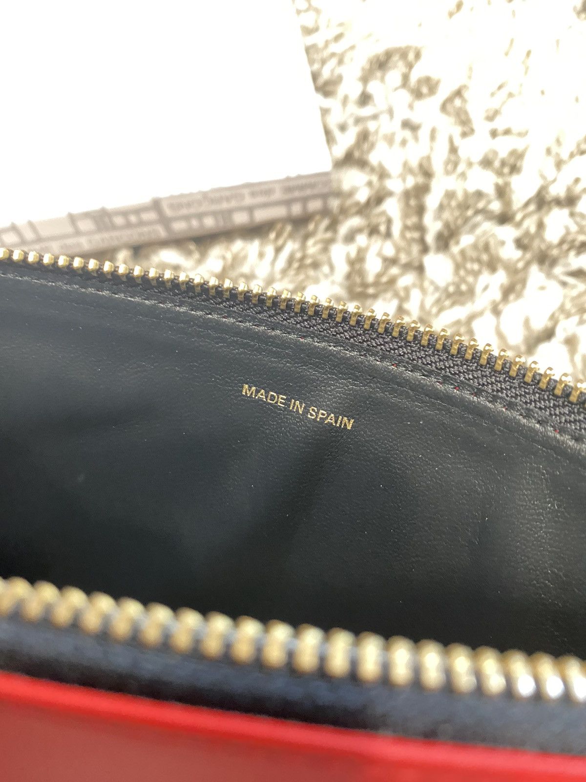 Comme des Garcons Comme Des Garcons CDG Huge Logo Zipper Red Wallet Pouch Size ONE SIZE - 3 Thumbnail