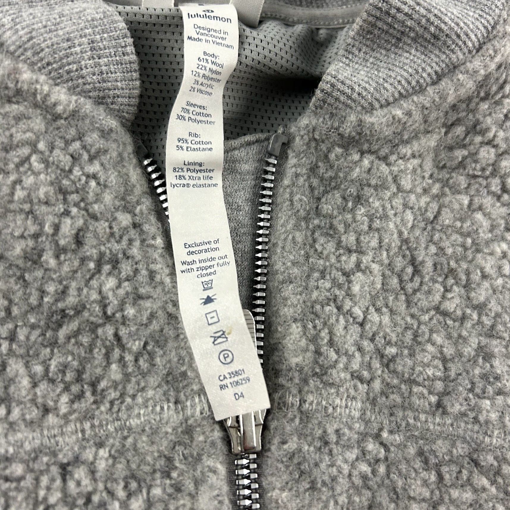 Lululemon Lululemon Stand Out Sherpa Wool Blend Full Zip Jacket Women 8 Gray Shirt/Outerwear Size M / US 6-8 / IT 42-44 - 3 Thumbnail