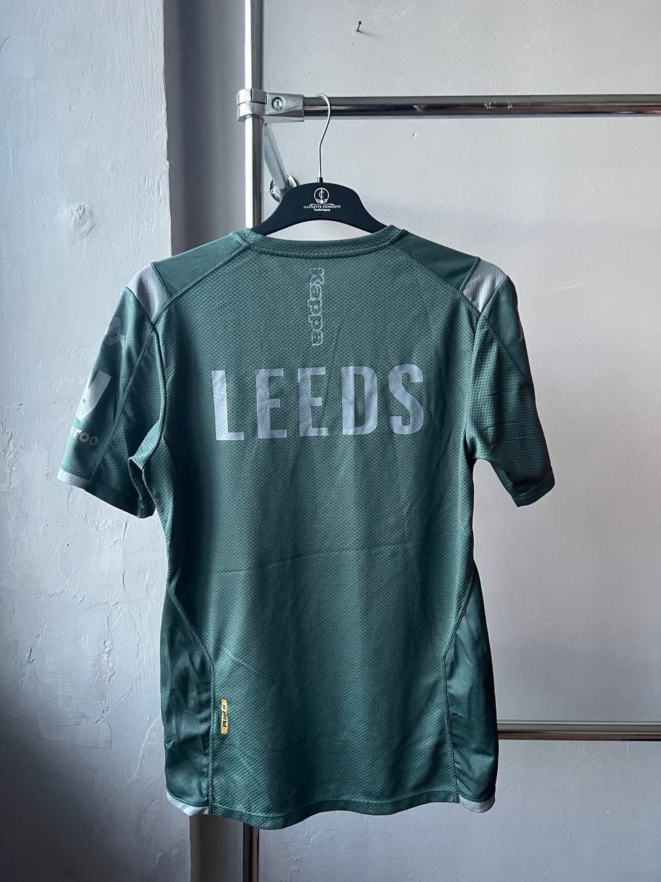 Kappa 2019/20 LEEDS UNITED TRAINING SOCCER JERSEY FOOTBALL SHIRT M Size US M / EU 48-50 / 2 - 12 Thumbnail