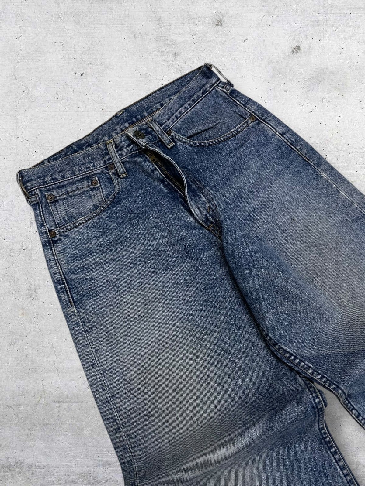 Levi's Vintage Clothing VINTAGE 504 LEVIS USA DESIGNER 90S BLUE WASHED OG DENIM Size US 29 - 7 Thumbnail