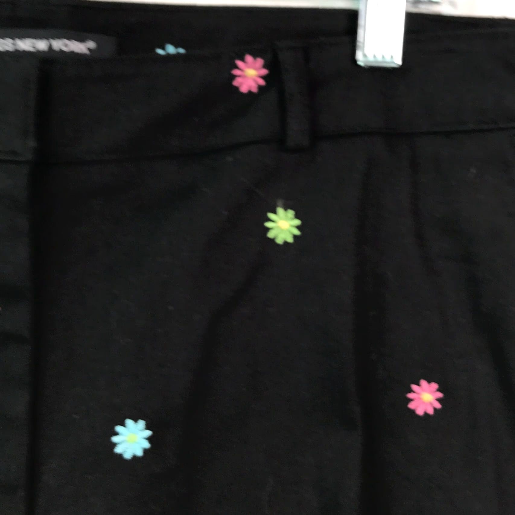 Vintage Briggs New York Womens Mid Rise Flower Print Casual Black Cropped Pant 14 Size 36" / US 14 / IT 50 - 4 Thumbnail