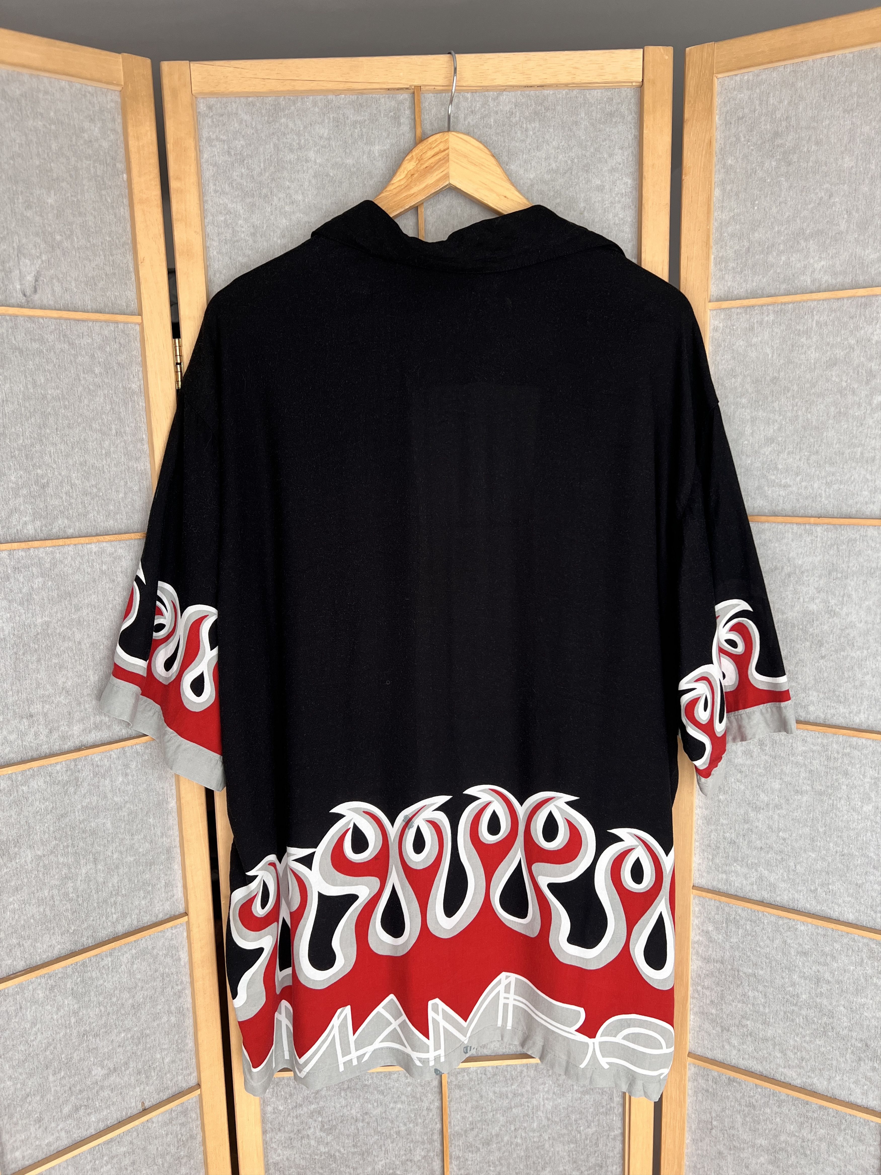 Mambo Crazy! Mambo vintage 1990s Hawaiian shirt printed flame rare Size US L / EU 52-54 / 3 - 2 Thumbnail