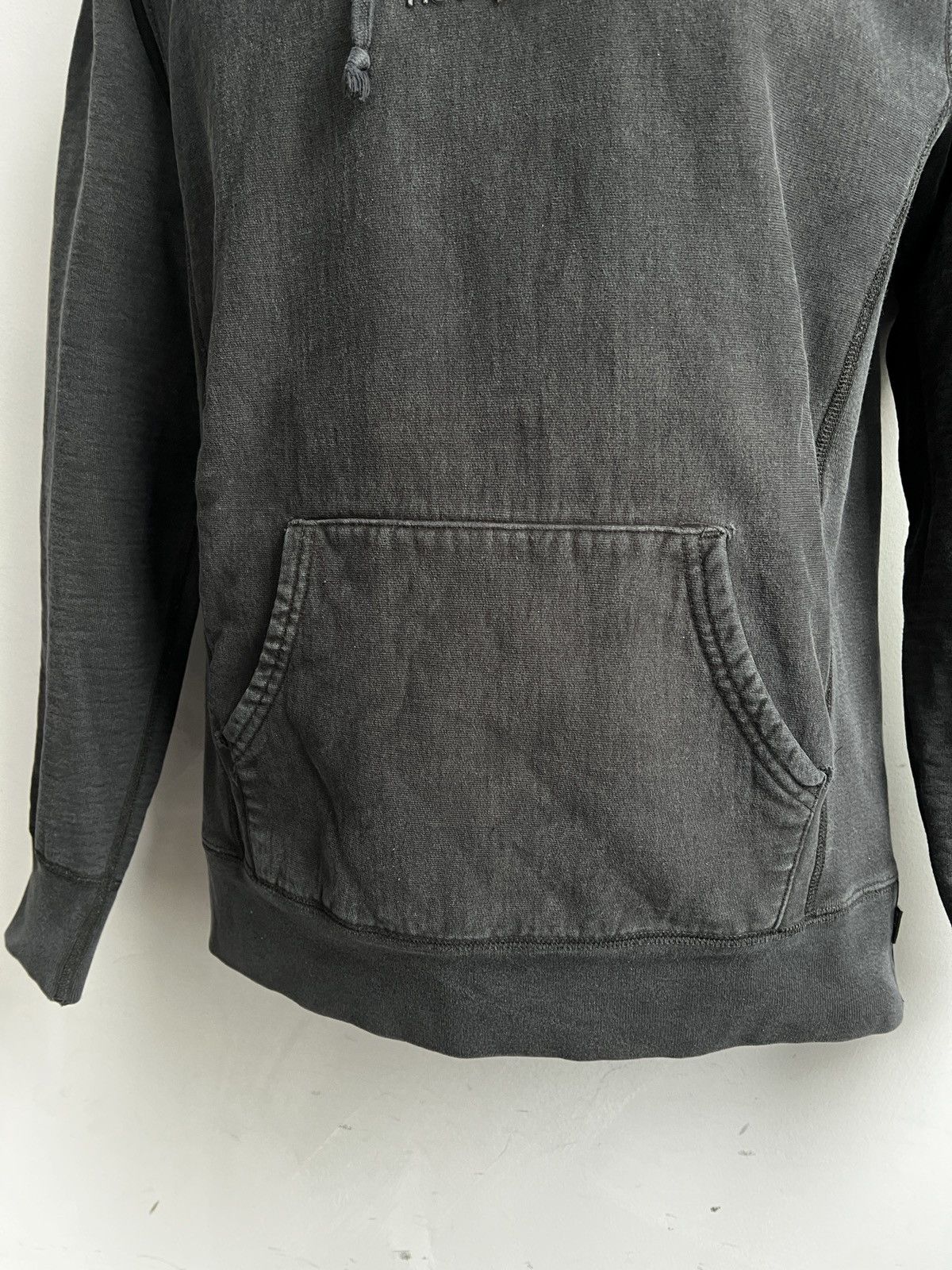 Supreme Supreme washed Classic Black Hoodie Sweatshirt centr logo Size US M / EU 48-50 / 2 - 4 Thumbnail