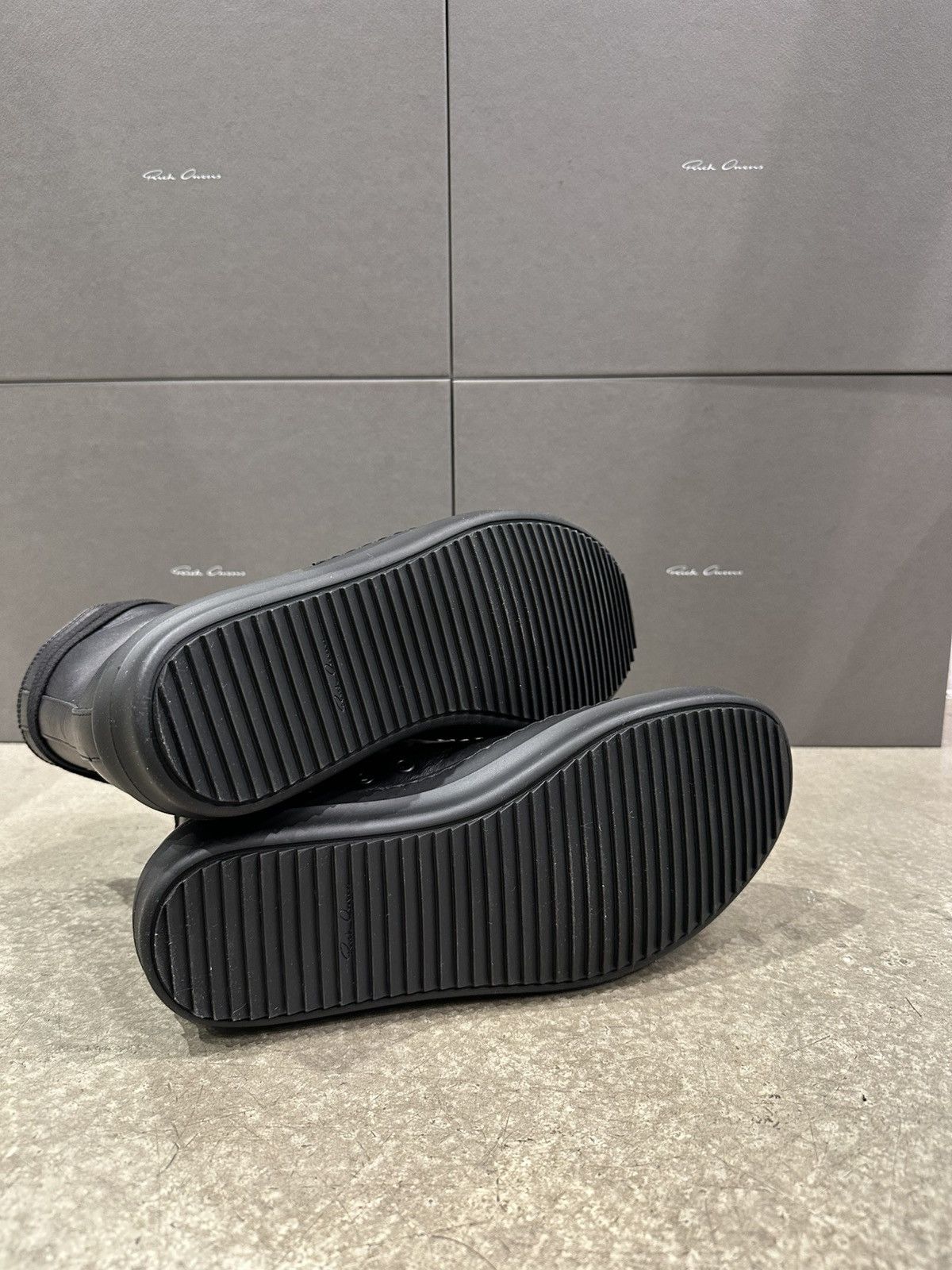 Rick Owens RICK OWENS - Hi Sneaks Black Black Size US 11 / EU 44 - 5 Thumbnail