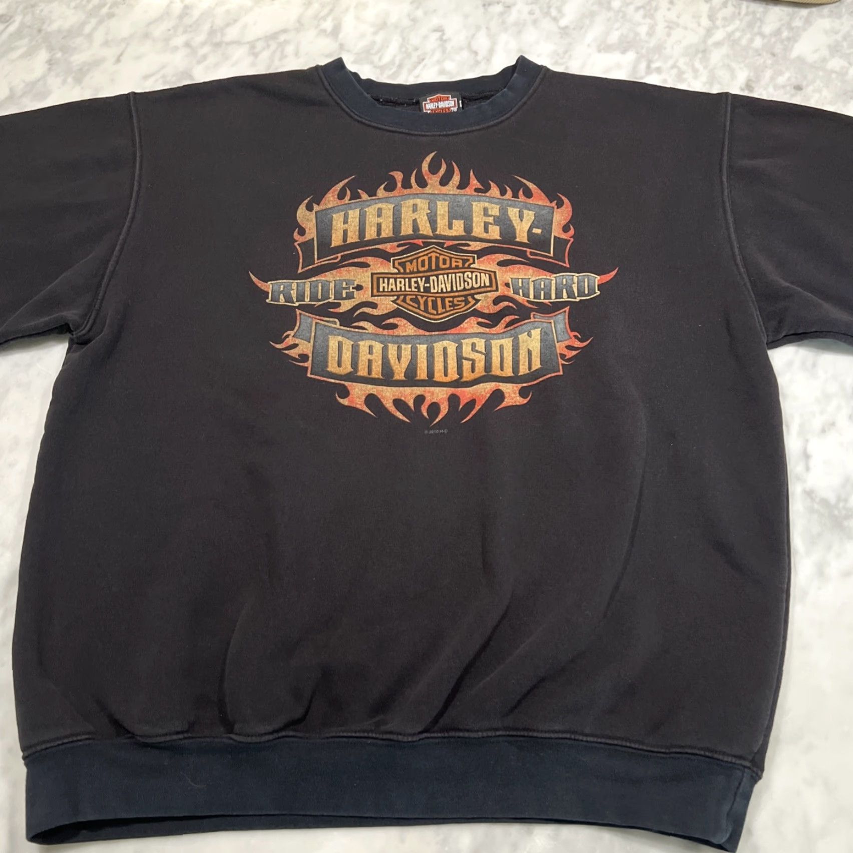 Harley Davidson Harley-Davidson Sweatshirt Men XL Black Phoenix AZ Flames Ride Hard Graphic Print Crew Neck Biker Motorcycle Pullover Size US XL / EU 56 / 4 - 3 Thumbnail