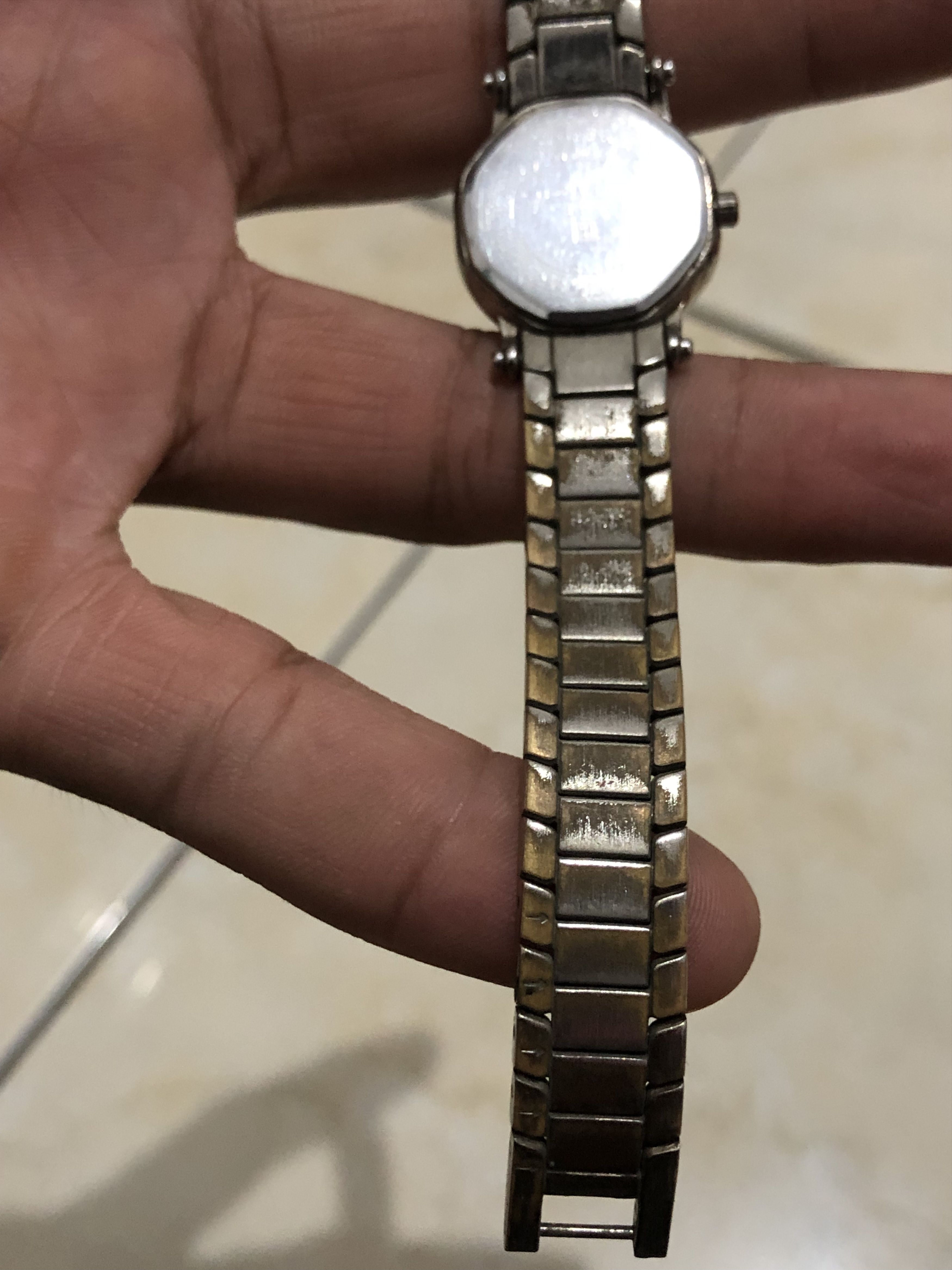 Givenchy Vintage 90s Life Givenchy Octagon Case Watch Size ONE SIZE - 10 Thumbnail