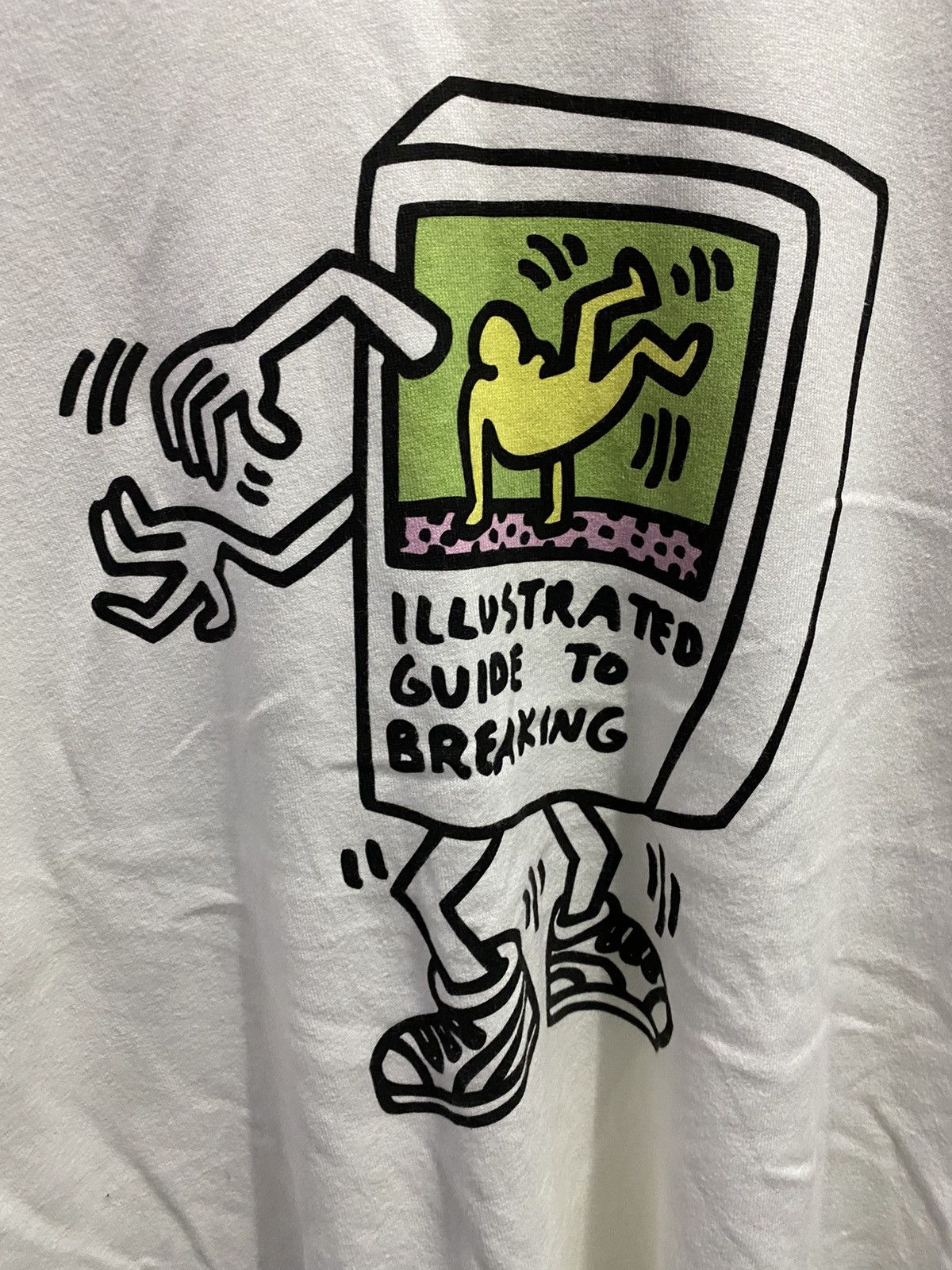 Keith Haring × Uniqlo KEITH HARING ILLUSTRATED GUIDE TO BREAKING WHITE TEE Size US XXL / EU 58 / 5 - 5 Thumbnail
