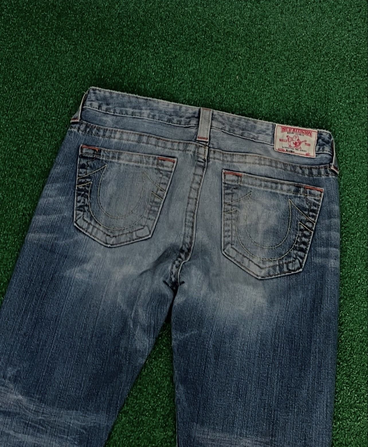 True Religion True Religion Dark Wash Bobby Low Rise Jeans Size US 28 / EU 44 - 2 Thumbnail