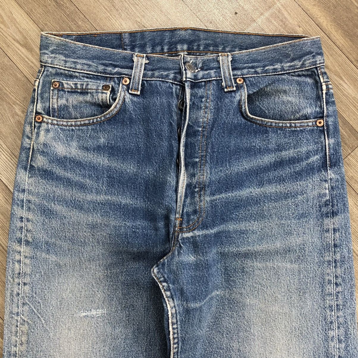 Levi's × Levi's Vintage Clothing × Vintage 🇺🇸90’s Vintage Levis 501XX 31x33 Straight Leg Faded Jeans Size US 29 - 3 Thumbnail