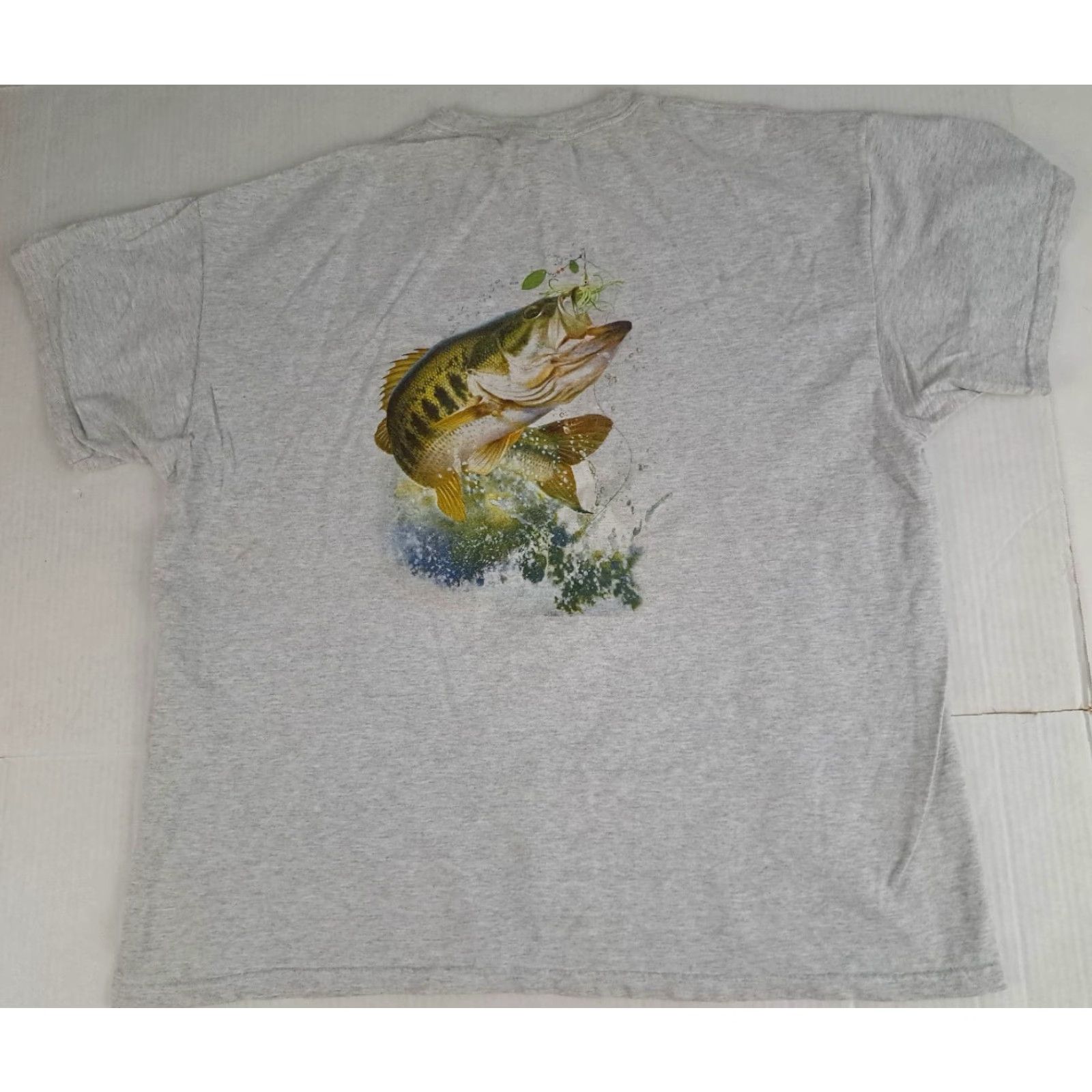 Fruit Of The Loom VINTAGE Fruit of the Loom T-Shirt Rockwood MI 2XL Gray Fish Print Canvas Cotton Crew Neck Short Sleeve Unisex Adults Summer Spring Fall Winter 1980s Size US XXL / EU 58 / 5 - 6 Thumbnail
