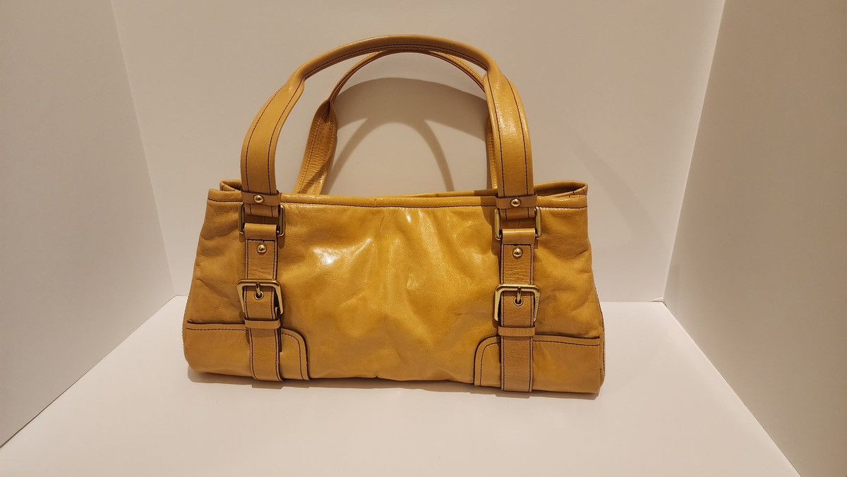 Kenneth Cole KENNETH COLE Vintage Leather Purse Size ONE SIZE - 1 Thumbnail
