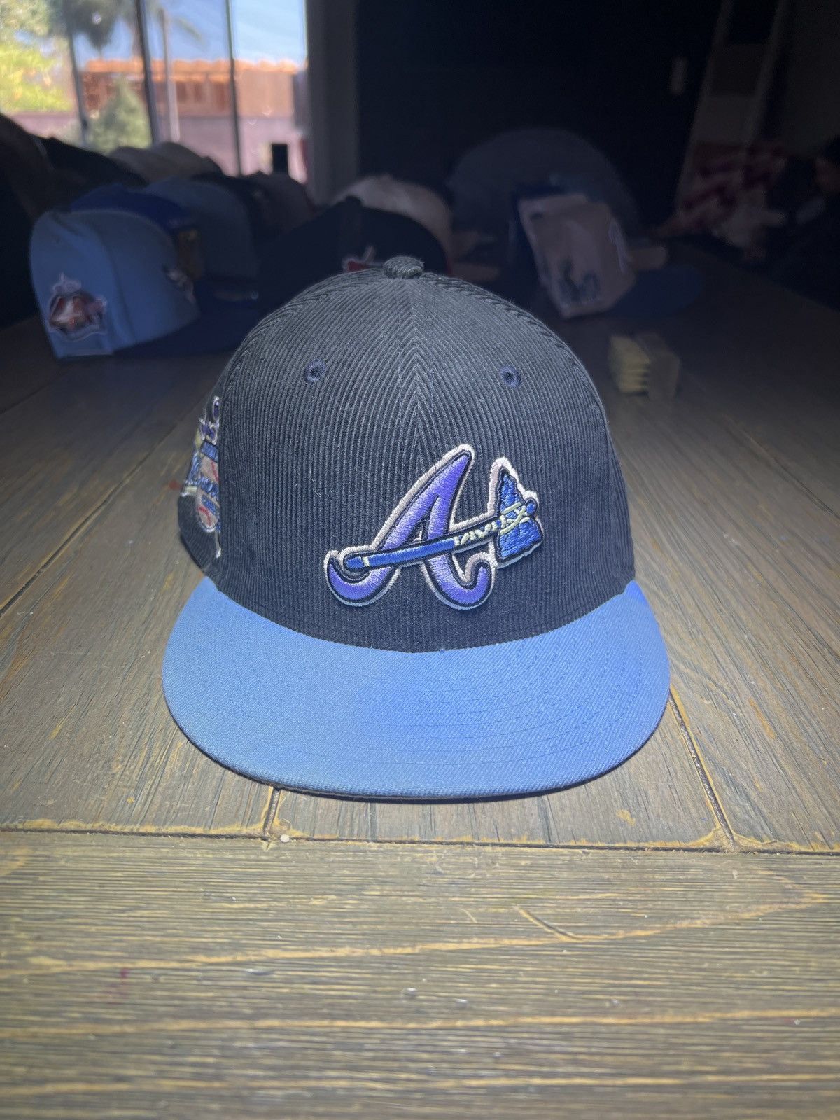 New Era Atlanta Braves corduroy Fitted 7 3/8 Size ONE SIZE - 1 Thumbnail