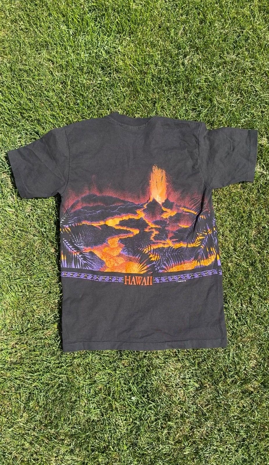 Habitat × Vintage Vintage 1992 Habitat single stitch Hawaii volcano tshirt Size US L / EU 52-54 / 3 - 2 Thumbnail