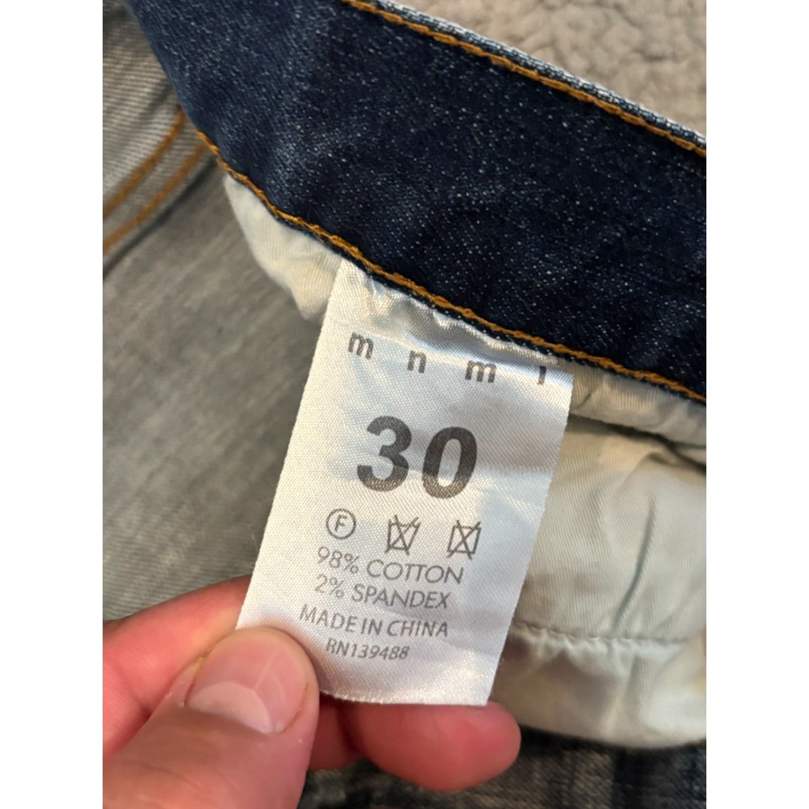 MNML MNML Jeans Men’s 30 (32x34) Distressed Ripped Slim Button Fly Zipper Ankle Blue Shirt Size US 30 / EU 46 - 2 Thumbnail