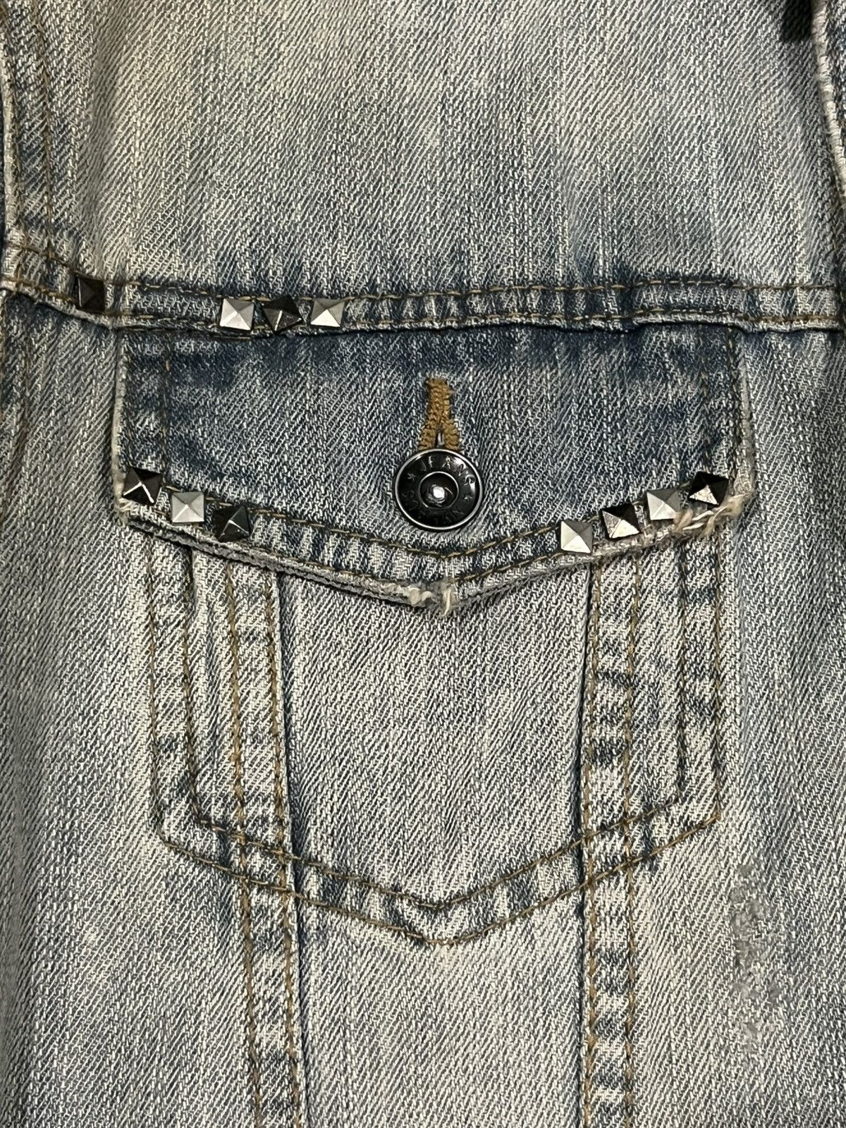 Hysteric Glamour × Japanese Brand × KMRii Nylaus Studded Wording Embroidery Mud Blue Wash Denim Jacket Size US M / EU 48-50 / 2 - 5 Thumbnail