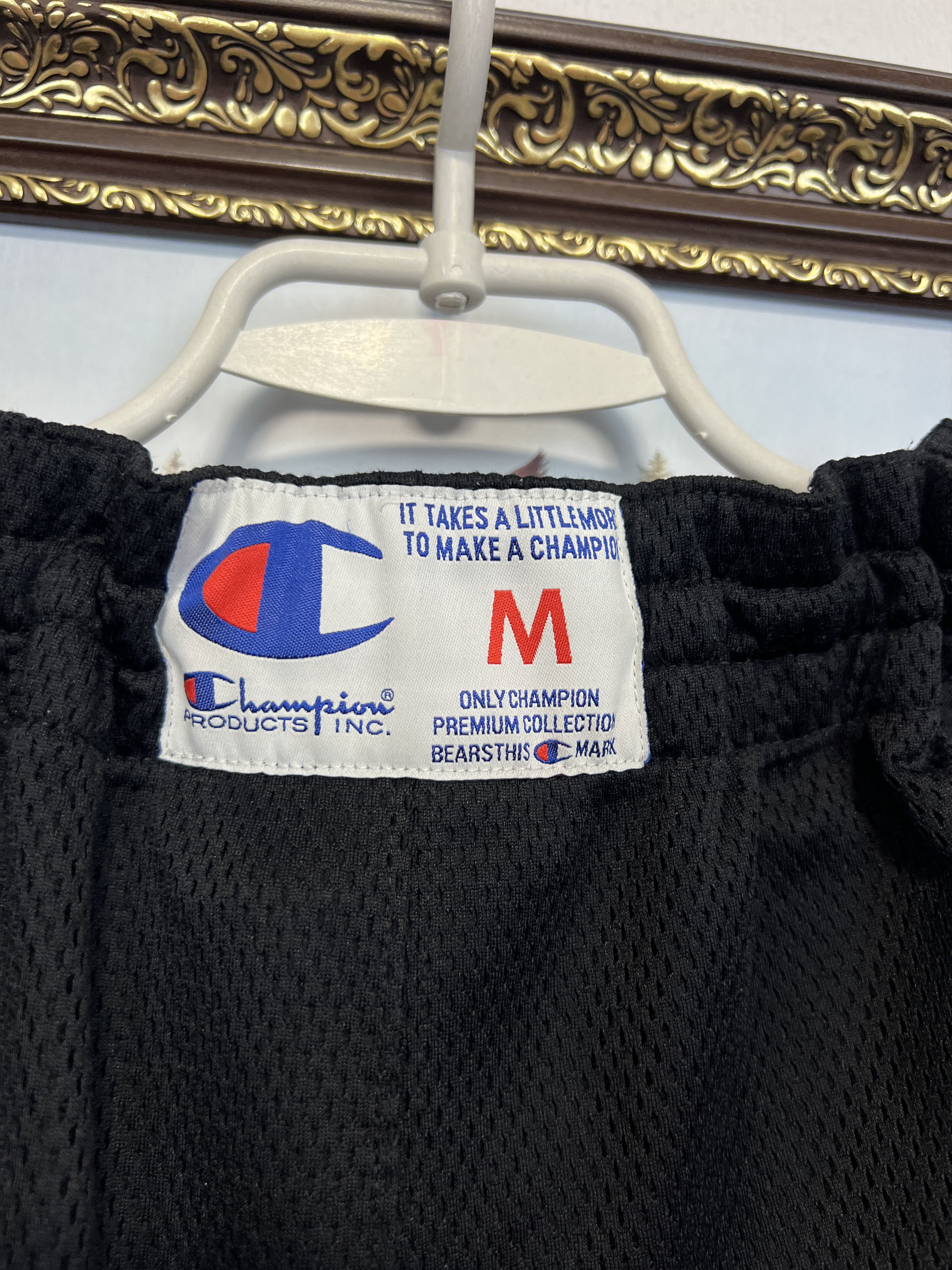 Champion Vintage 90's Champions NBA Shorts Rare Sport Run Athletic Size US 32 / EU 48 - 12 Thumbnail