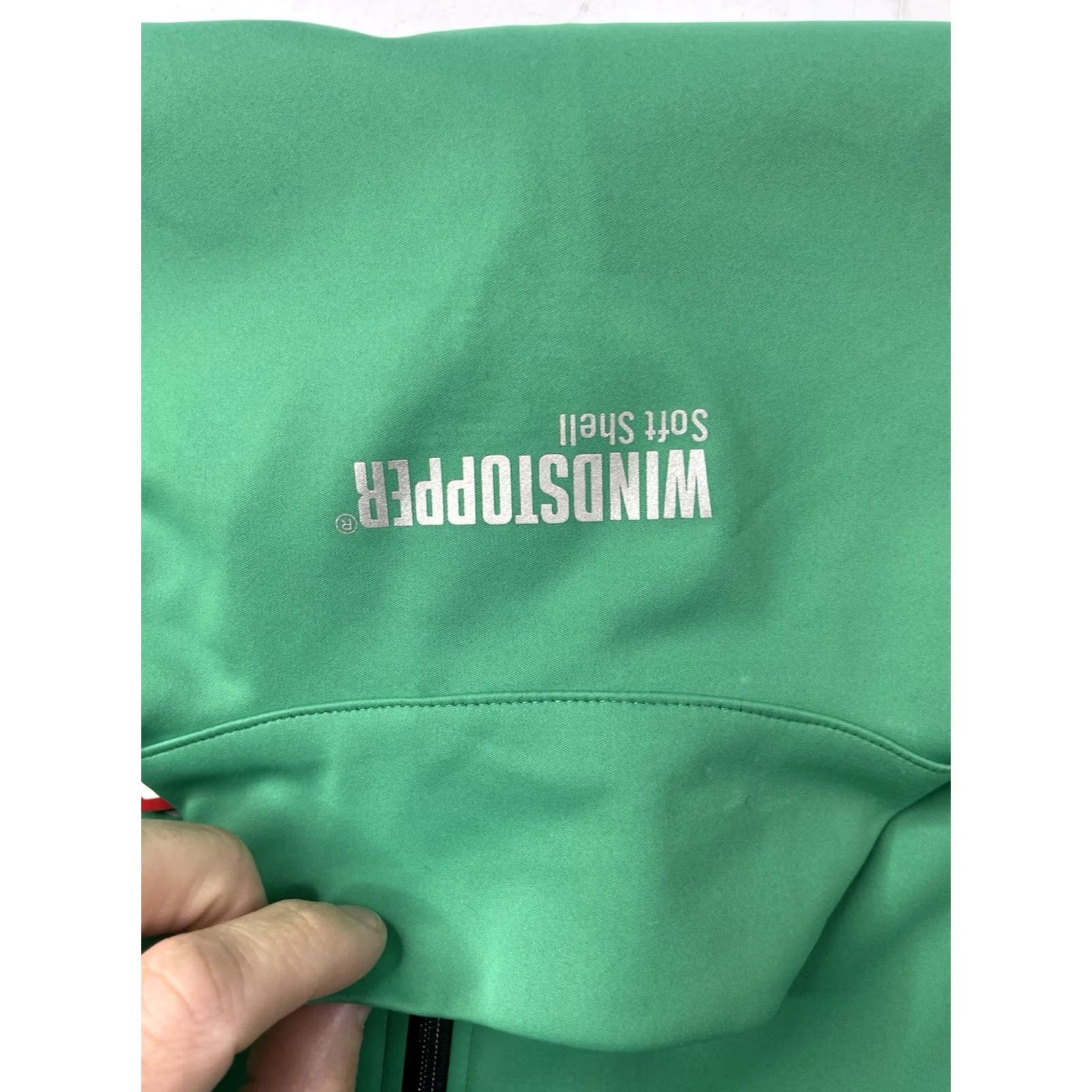 GOREWEAR Gore wear Windstopper Gilet Mythos Vest L Green Softshell Vest Mens Size US L / EU 52-54 / 3 - 5 Thumbnail