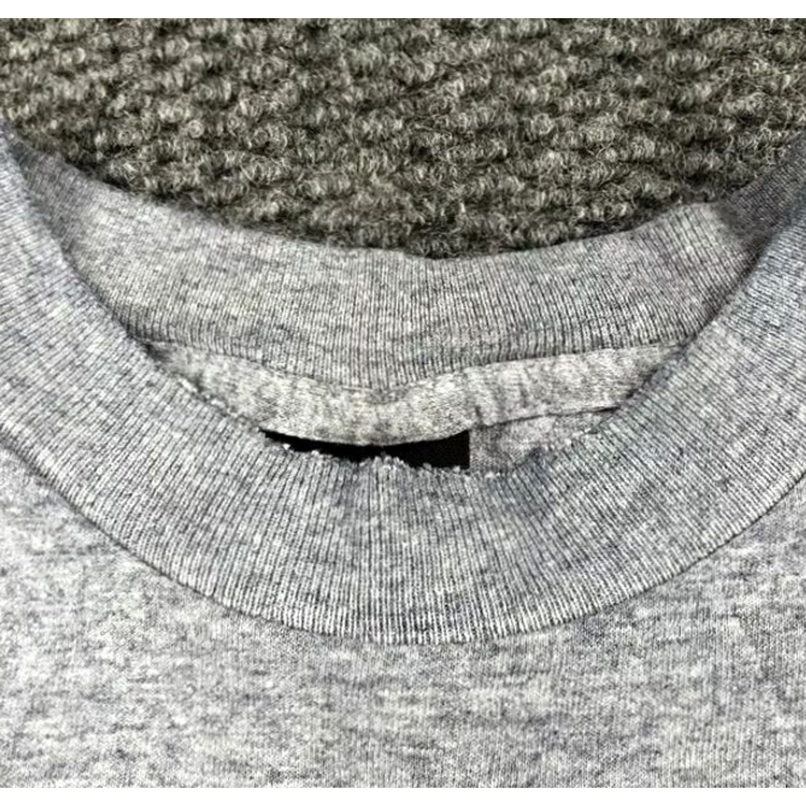 Vintage VINTAGE Signal Sport T-Shirt Mens Large Gray Blue 90s Grunge Single Stitch USA Size US L / EU 52-54 / 3 - 5 Thumbnail