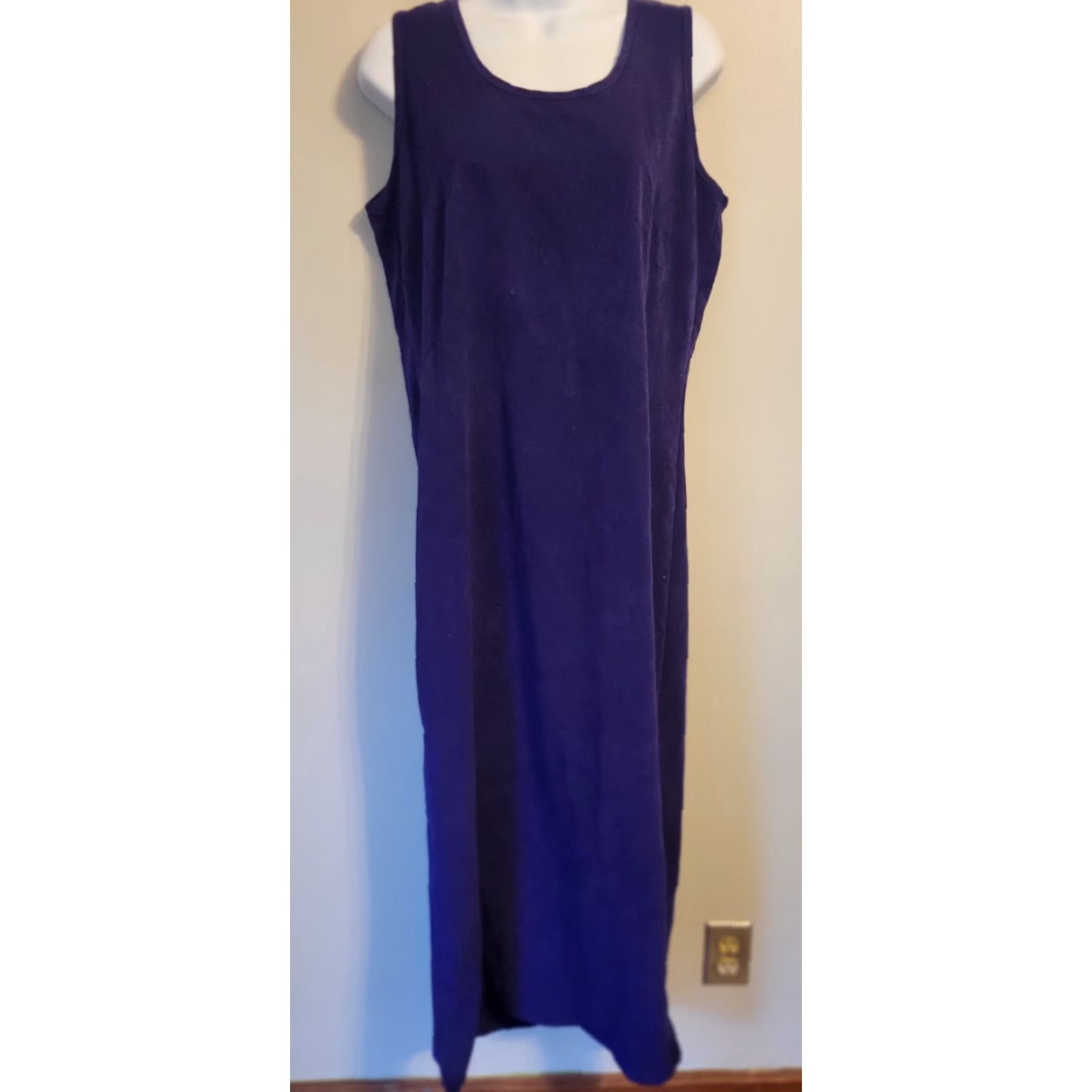 Vintage VINTAGE UNITS Maxi Purple Velvet Dress Button Up Top M L 80s Women's Velvet Maxi Dress Size M / US 6-8 / IT 42-44 - 2 Thumbnail