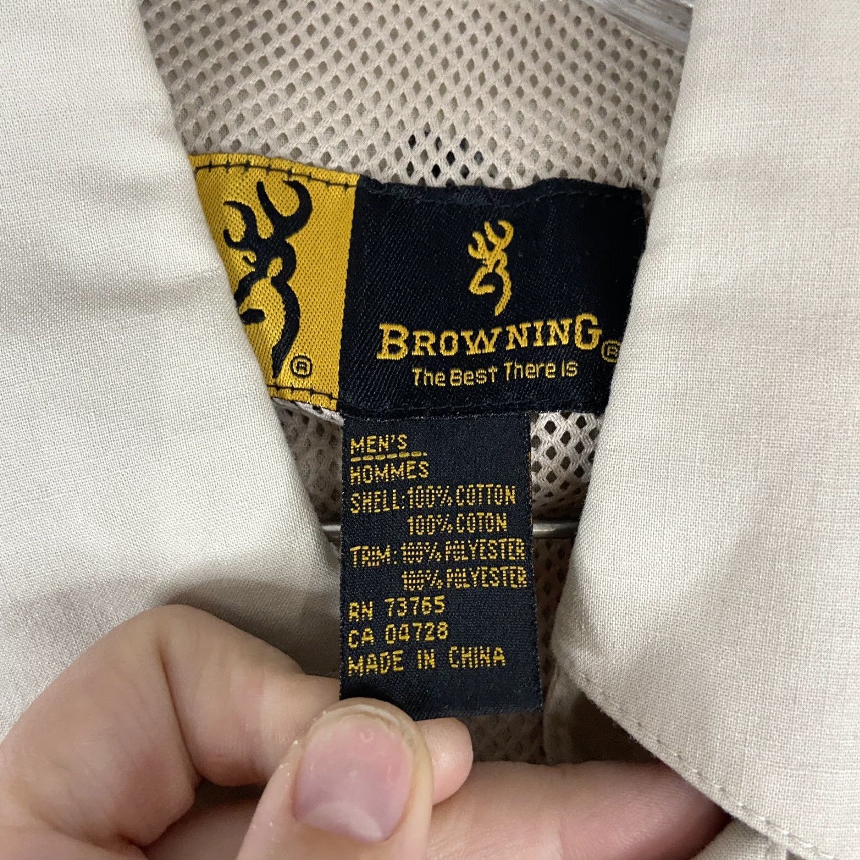 Vintage VINTAGE Browning Shirt Men’s M Beige Short Sleeve Button-Up (Regular) Beige Beige M Mens Size US 31 - 6 Thumbnail