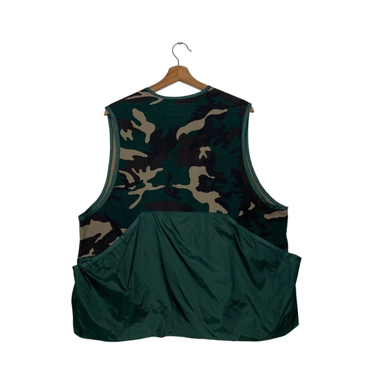 Vintage 90's GAME WINNER Sportswear Camo Hunting Vest #2443-C109 Size US L / EU 52-54 / 3 - 7 Thumbnail