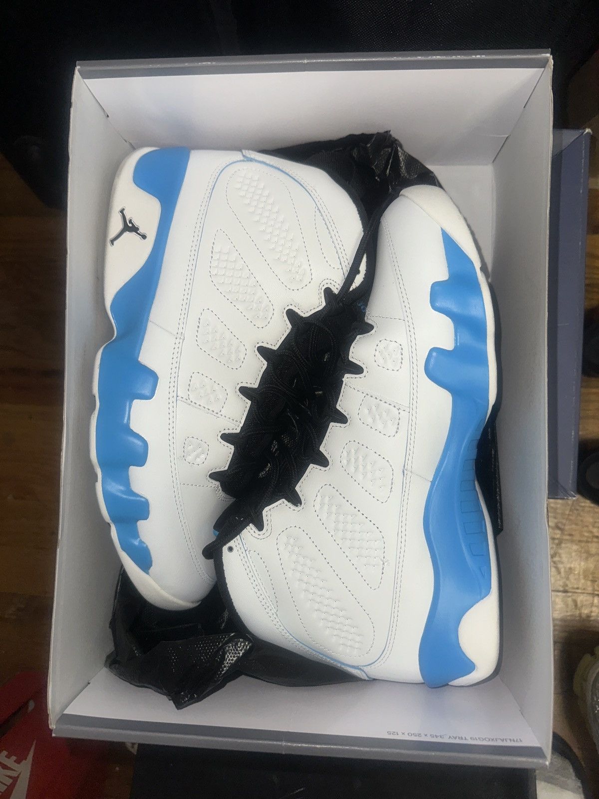 Jordan Brand AIR JORDAN 9 RETRO POWDER BLUE 2024 Size US 10 / EU 43 - 8 Thumbnail