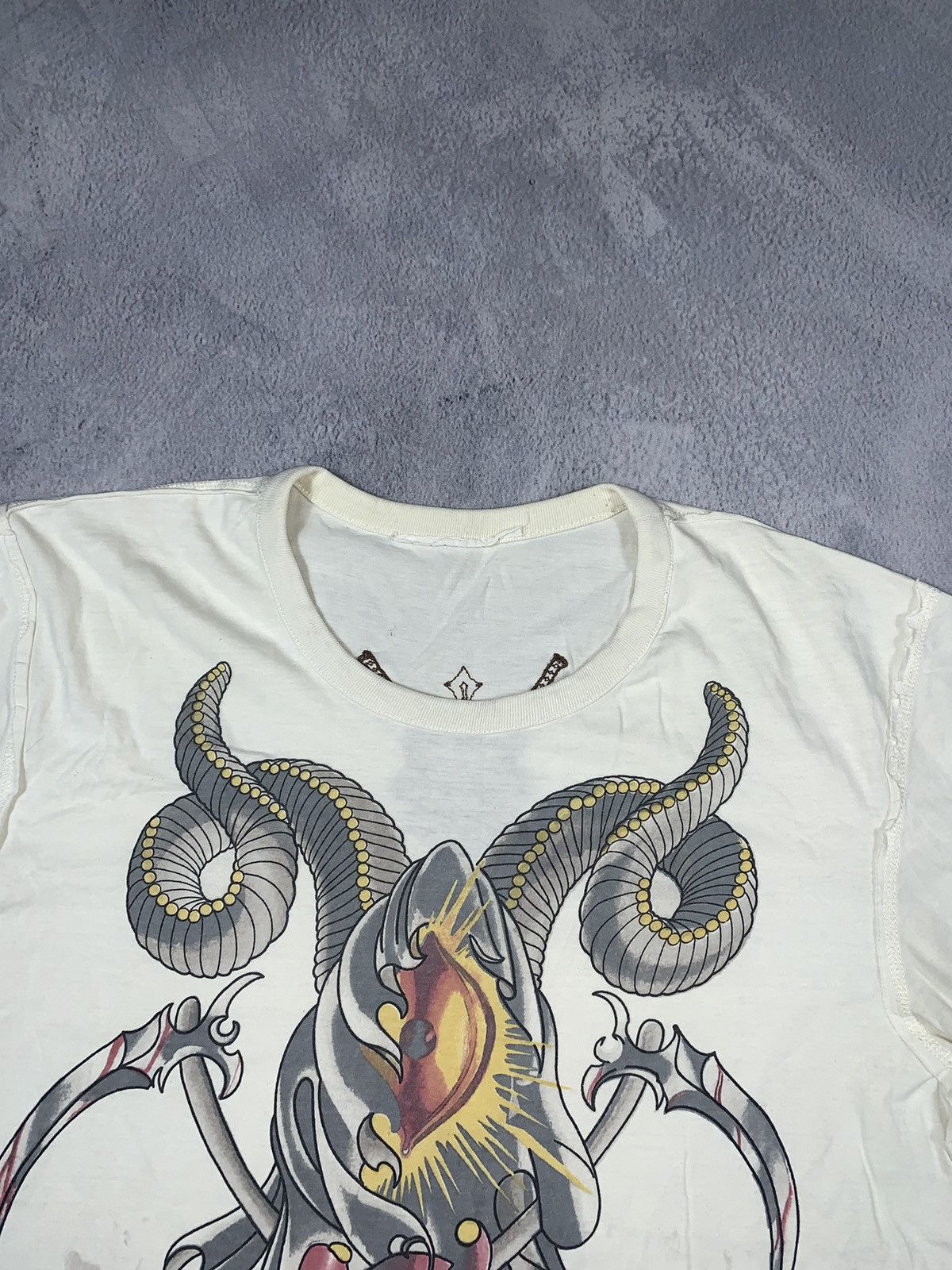Japanese Brand × Vintage Vintage Y2k Devil Samurai Japanese tee big logo size L Size US L / EU 52-54 / 3 - 5 Thumbnail