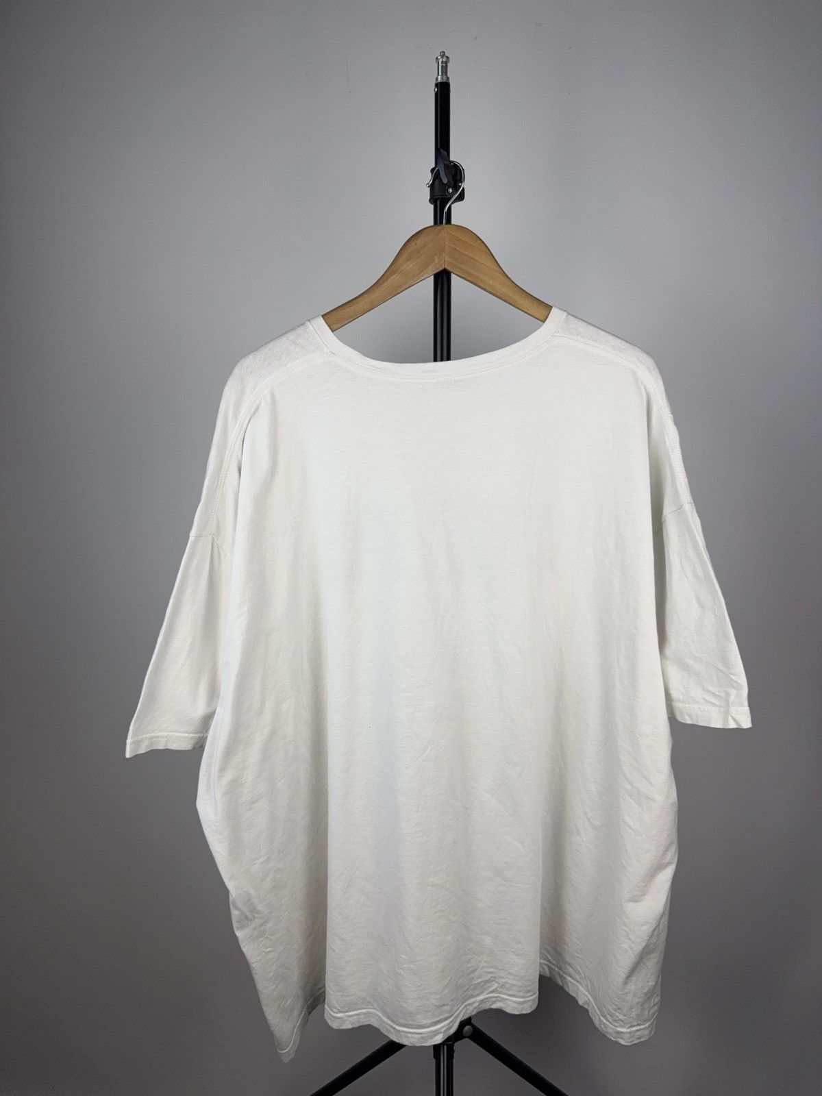 Band Tees × Vintage Ironic Y2K Graphic Tee – Future MILF Print Distressed White Size US XL / EU 56 / 4 - 7 Thumbnail