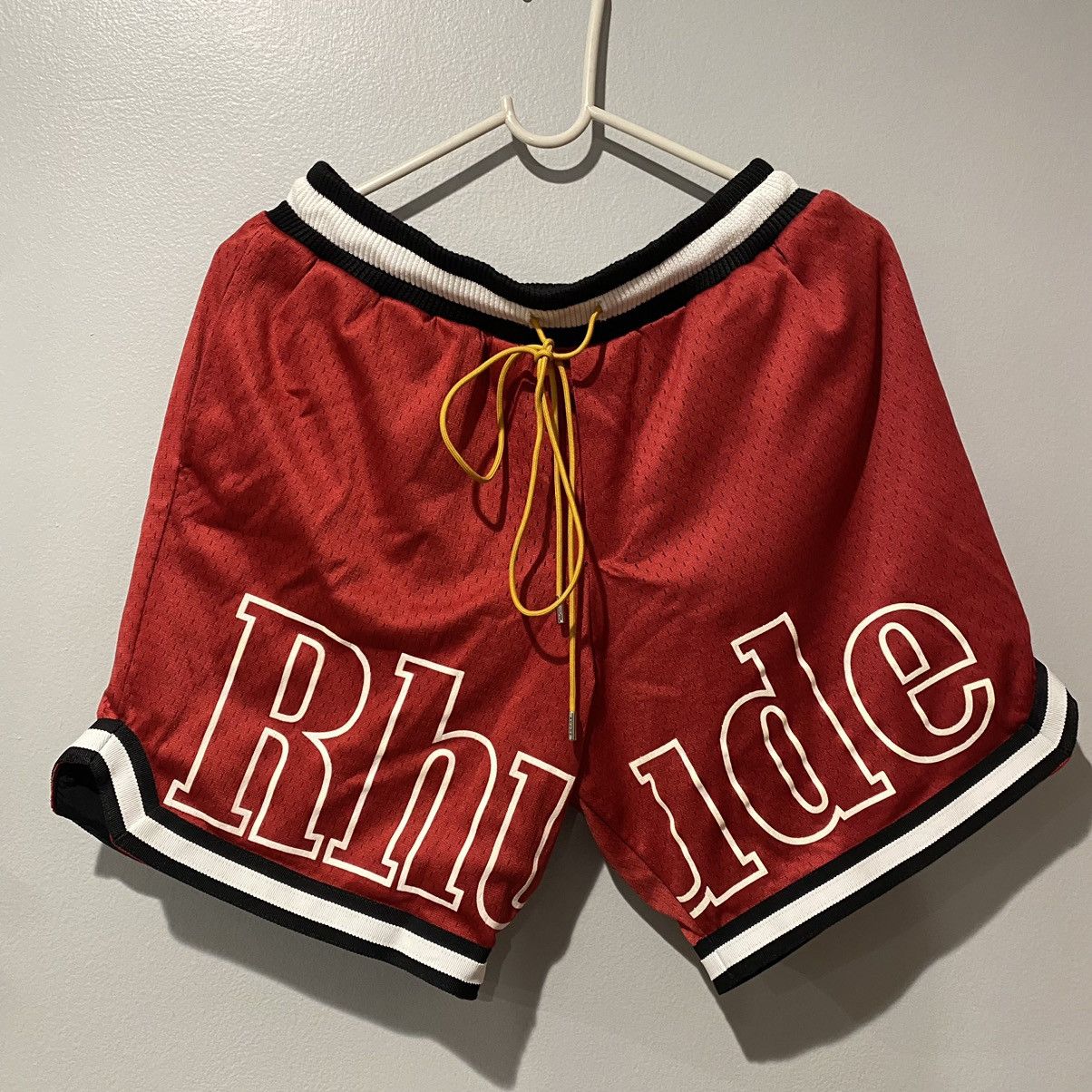 Rhude Rhude Logo Shorts Size US 30 / EU 46 - 1 Thumbnail