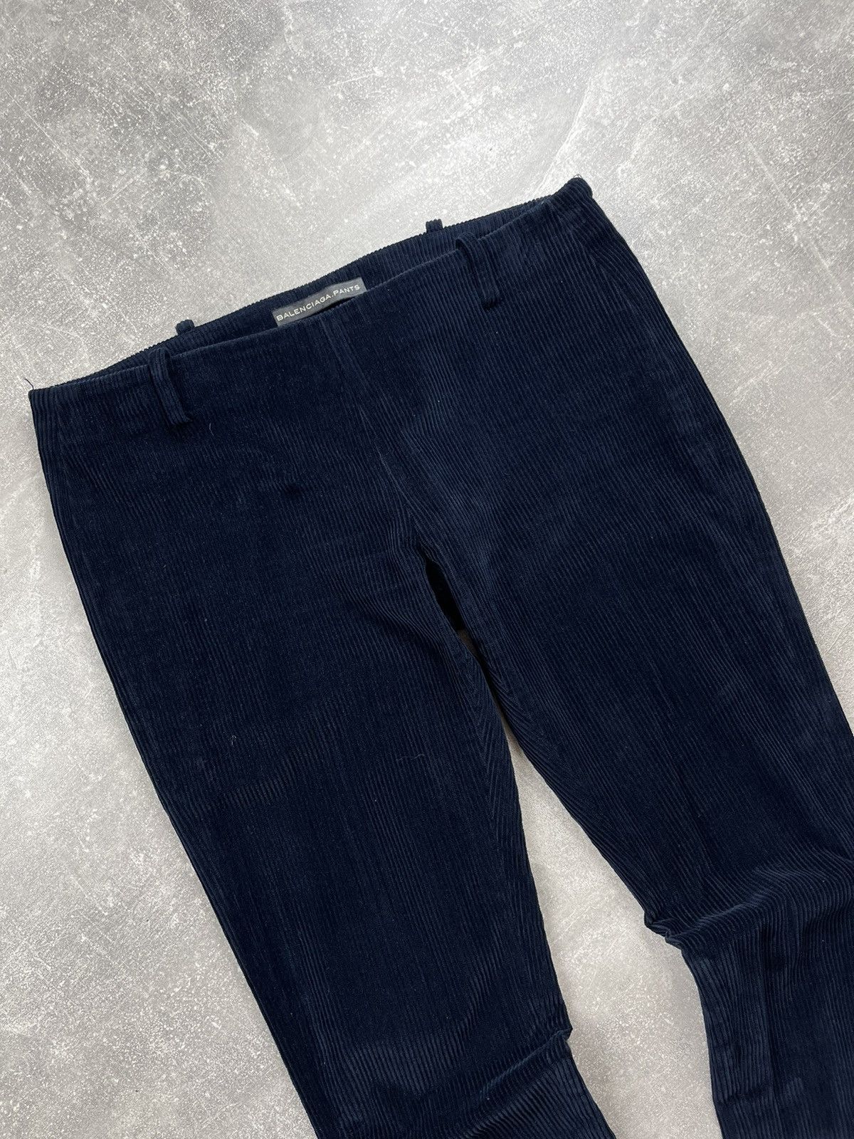 Balenciaga Balenciaga Corduroy Pants Navy Blue Slim Fit Trousers Size 27" / US 4 / IT 40 - 4 Thumbnail