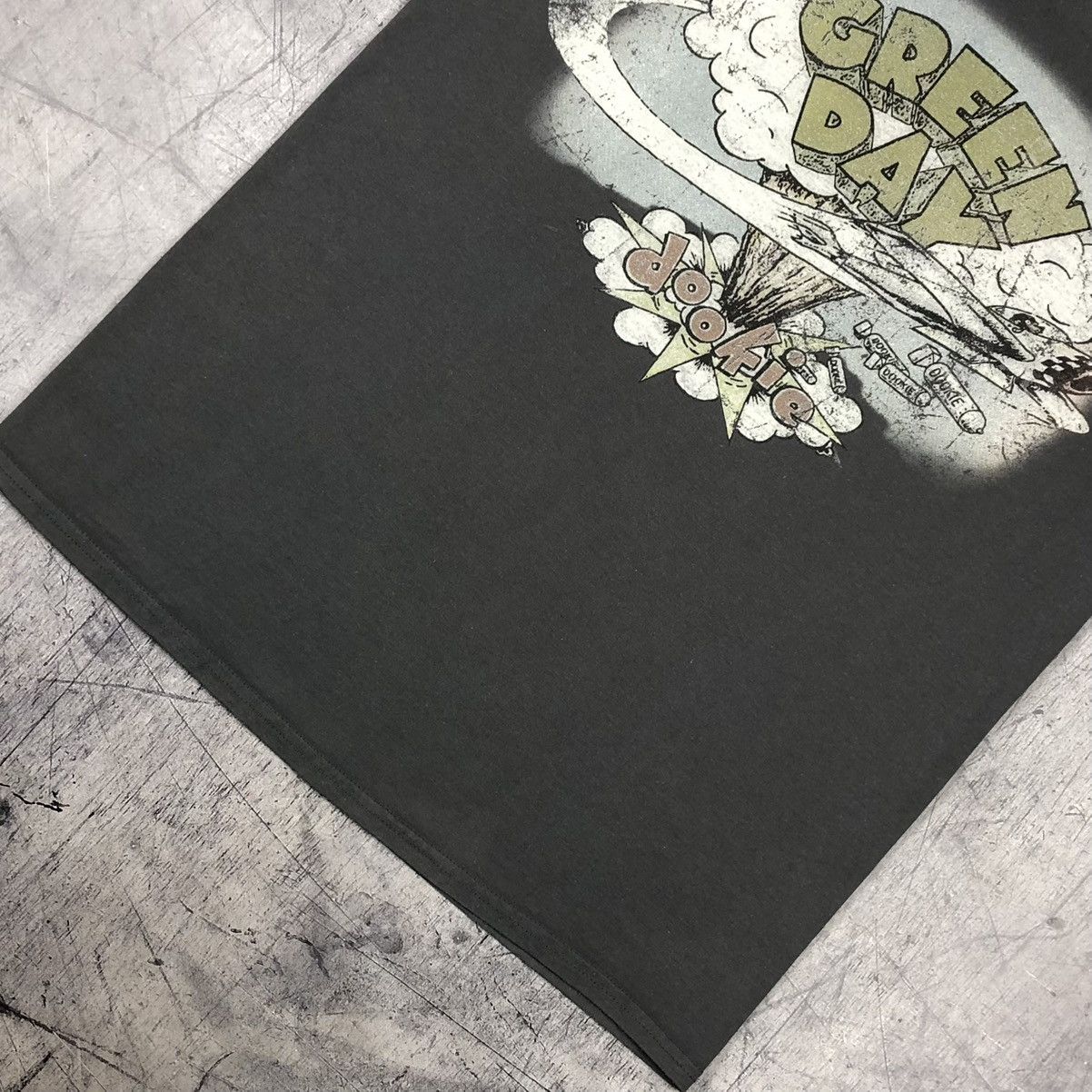Band Tees Y2K Green Day Dookie Tee Size US M / EU 48-50 / 2 - 6 Thumbnail