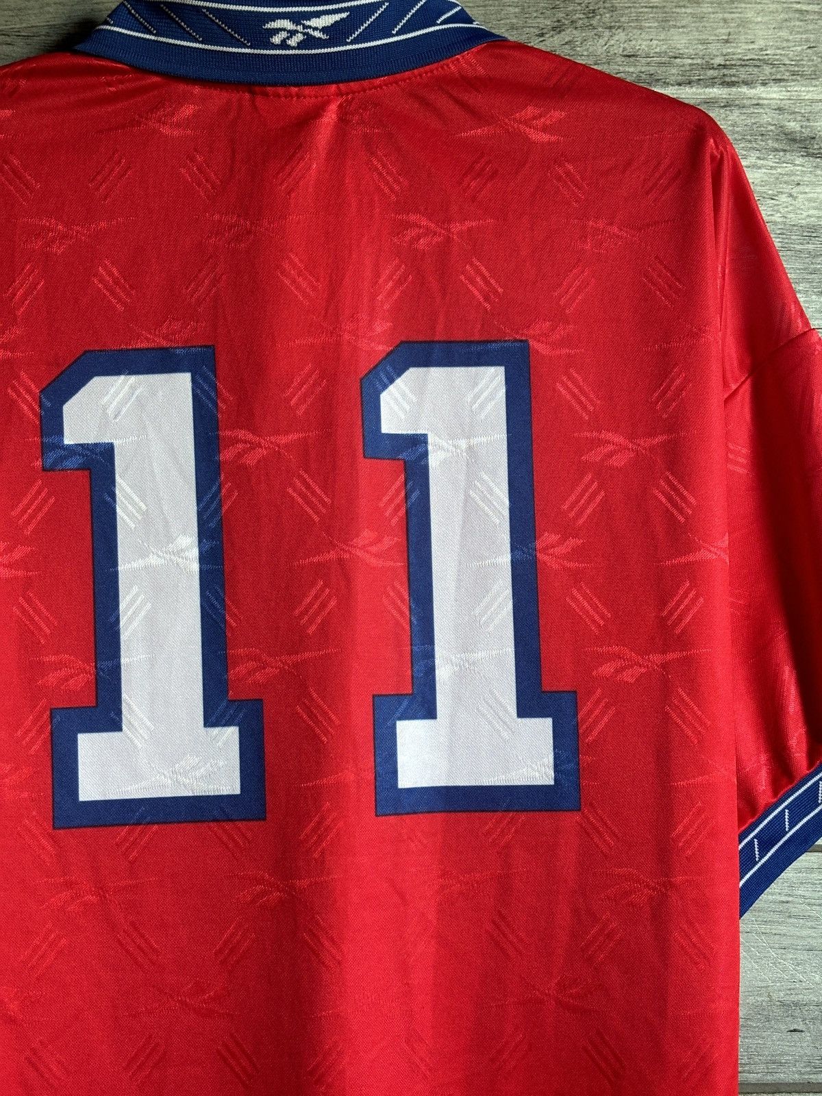 Reebok × Vintage Vintage Chile 1997 Home Jersey Size US L / EU 52-54 / 3 - 4 Thumbnail