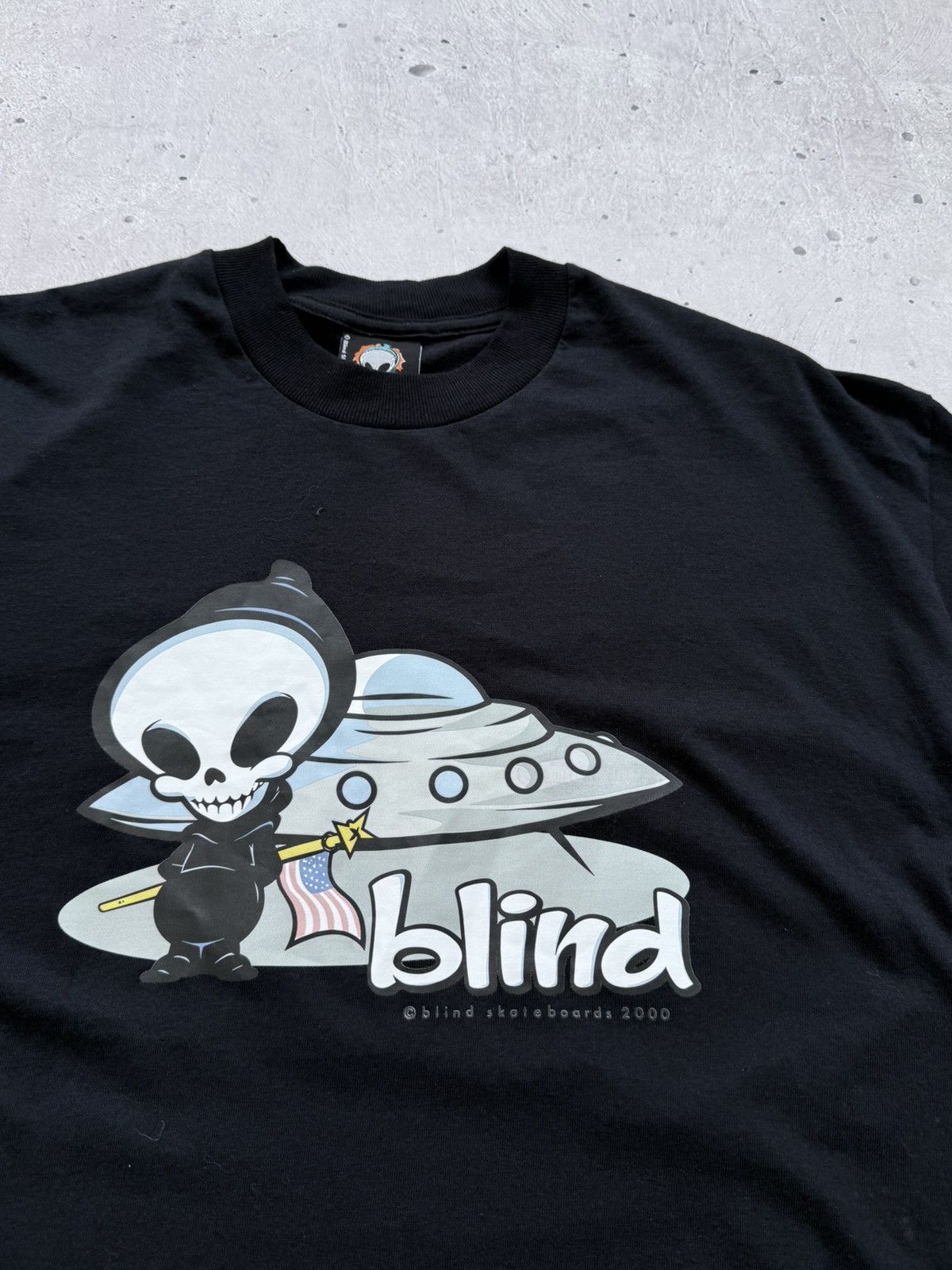 Blind Skateboards Vintage 2000s Blind Skateboards Graphic T-Shirt Size US L / EU 52-54 / 3 - 3 Thumbnail