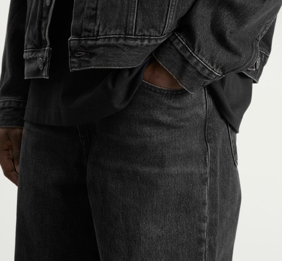 Jordan Brand × Levi's Levi’s x Jordan Baggy Jean Black Denim Jeans Size 33 X 32 Size US 33 - 5 Thumbnail