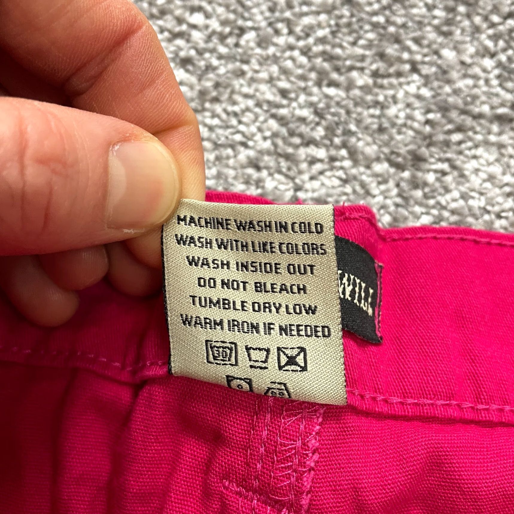 Vintage Chams Chino Shorts Bermuda 5" Inseam Womens 26 Pink Cotton Twill Button Solid Everyday Casual Ladies Cotton Blend Size 32" / US 10 / IT 46 - 7 Thumbnail