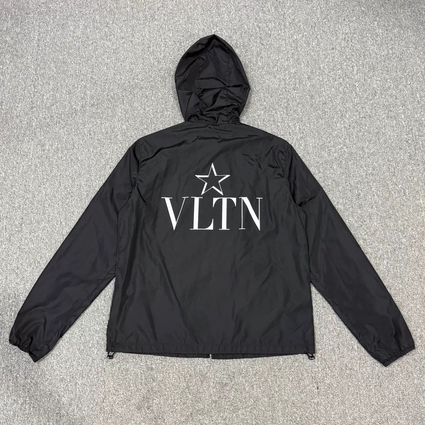Valentino Valentino Classic Logo Black Jacket 46 99 New Size US S / EU 44-46 / 1 - 2 Thumbnail