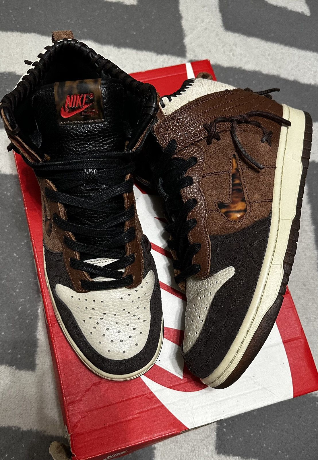 Bodega × Nike Nike Dunk x BDGA (Bodega) Size 9 Men's Pre-Owned Size US 9 / EU 42 - 1 Thumbnail