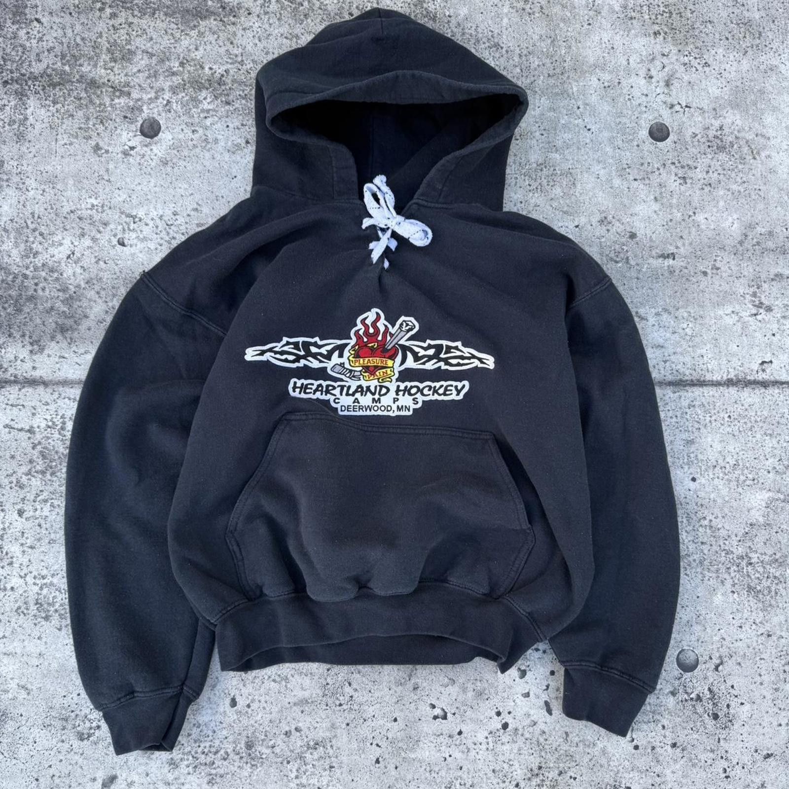 Gildan Y2K black hoodie sweatshirt Size US M / EU 48-50 / 2 - 1 Thumbnail