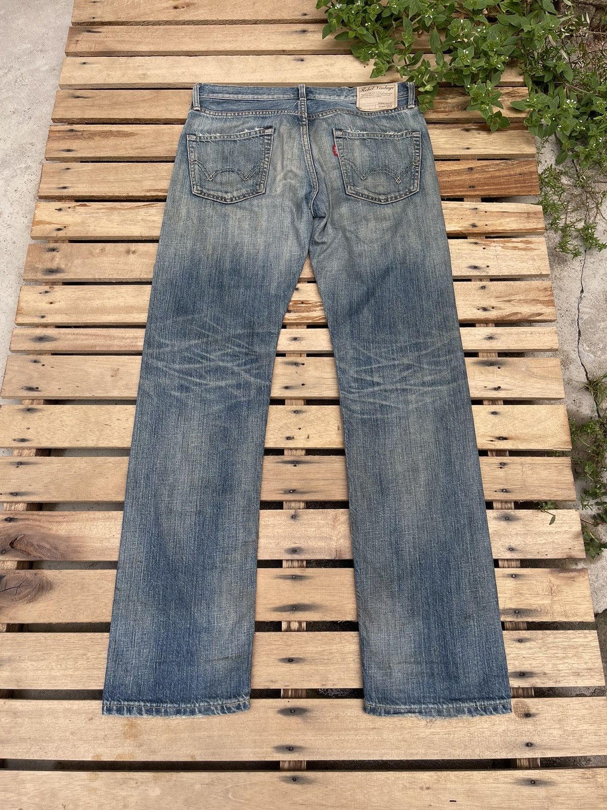 Edwin × Vintage Vintage Edwin 503 Distressed Faded Straight Cut Denim Jeans Size US 30 / EU 46 - 2 Thumbnail