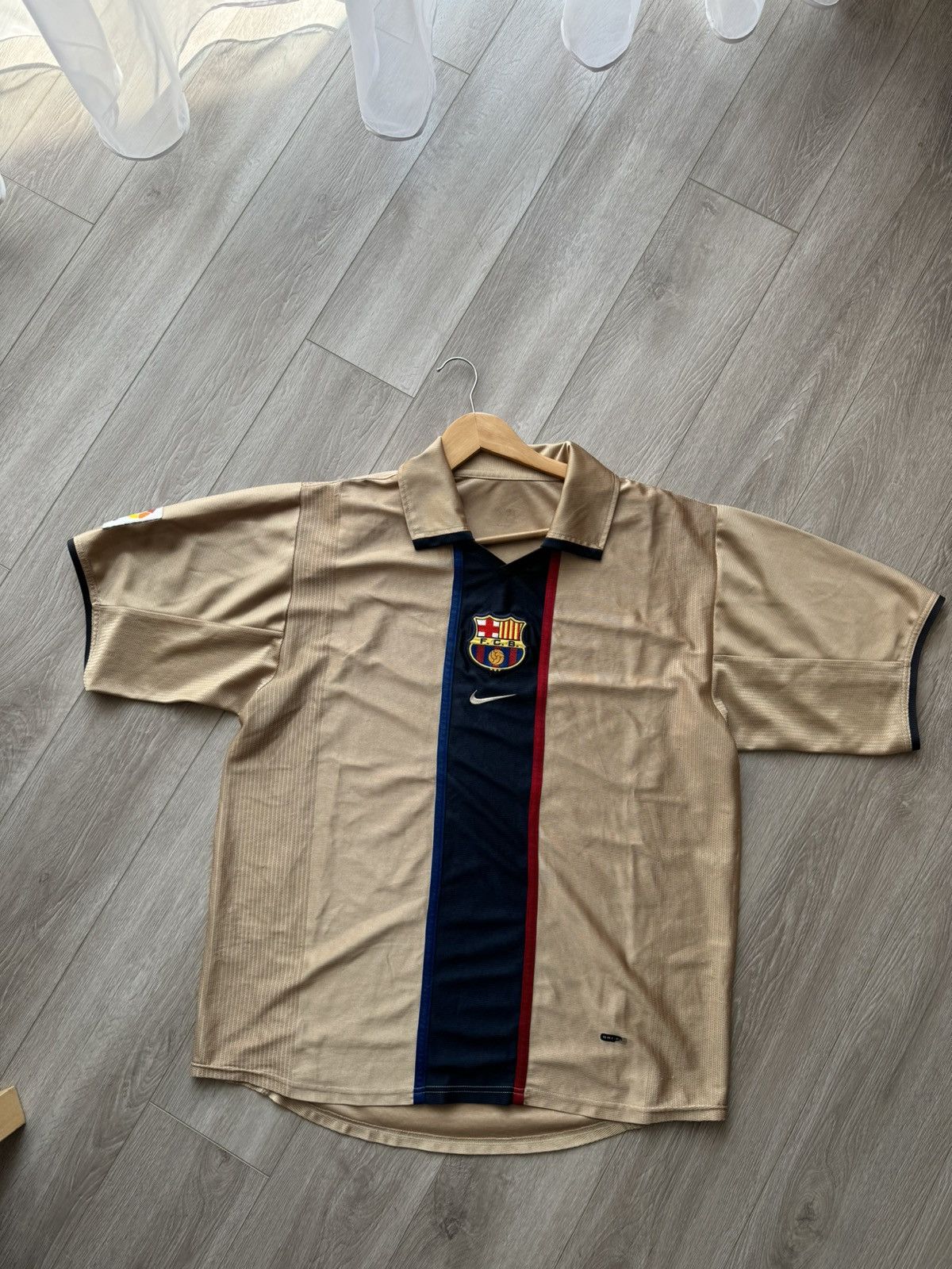 Pre-owned F C Barcelona X Nike Barcelona 2001/2002 Soccer Jersey Away Football Shirt