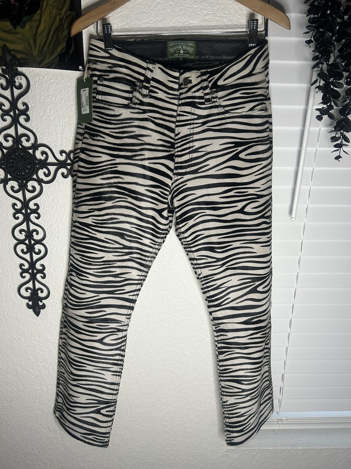 DENIM TEARS Denim tear calf hair zebra print pants Size US 30 / EU 46 - 1 Thumbnail